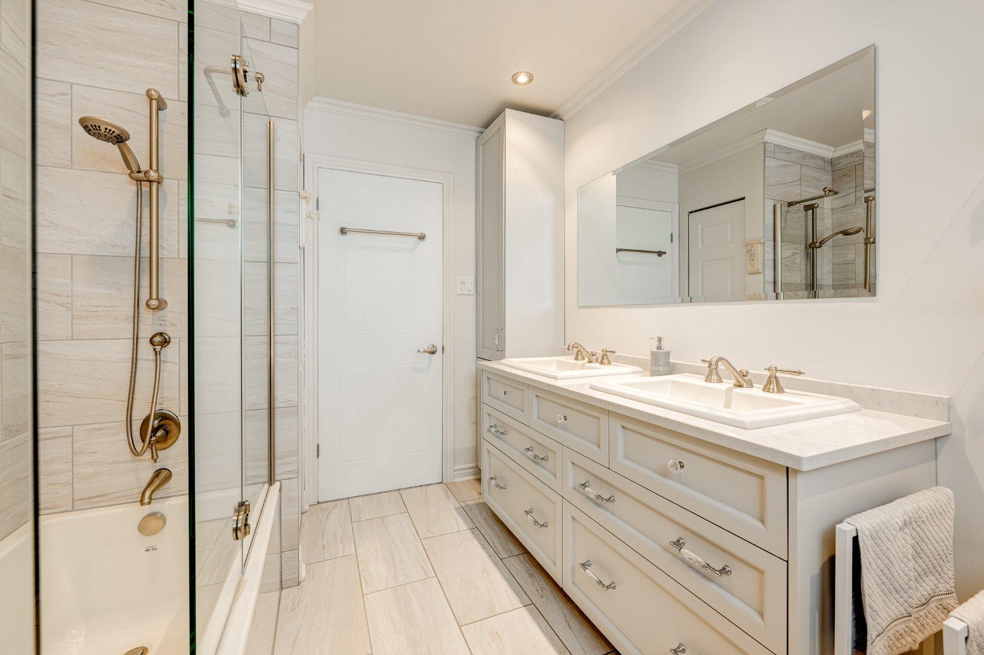 









87


Rue de Caplan

,
Blainville,




QC
J7B1J1

