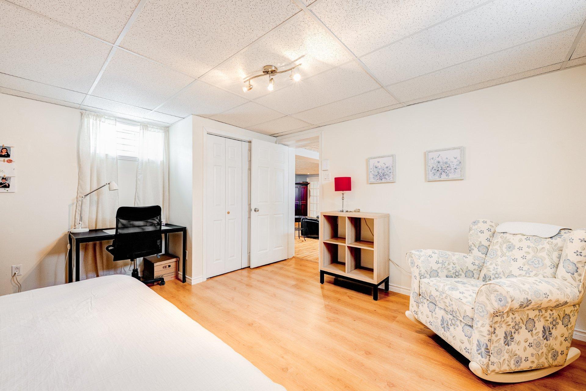 









87


Rue de Caplan

,
Blainville,




QC
J7B1J1

