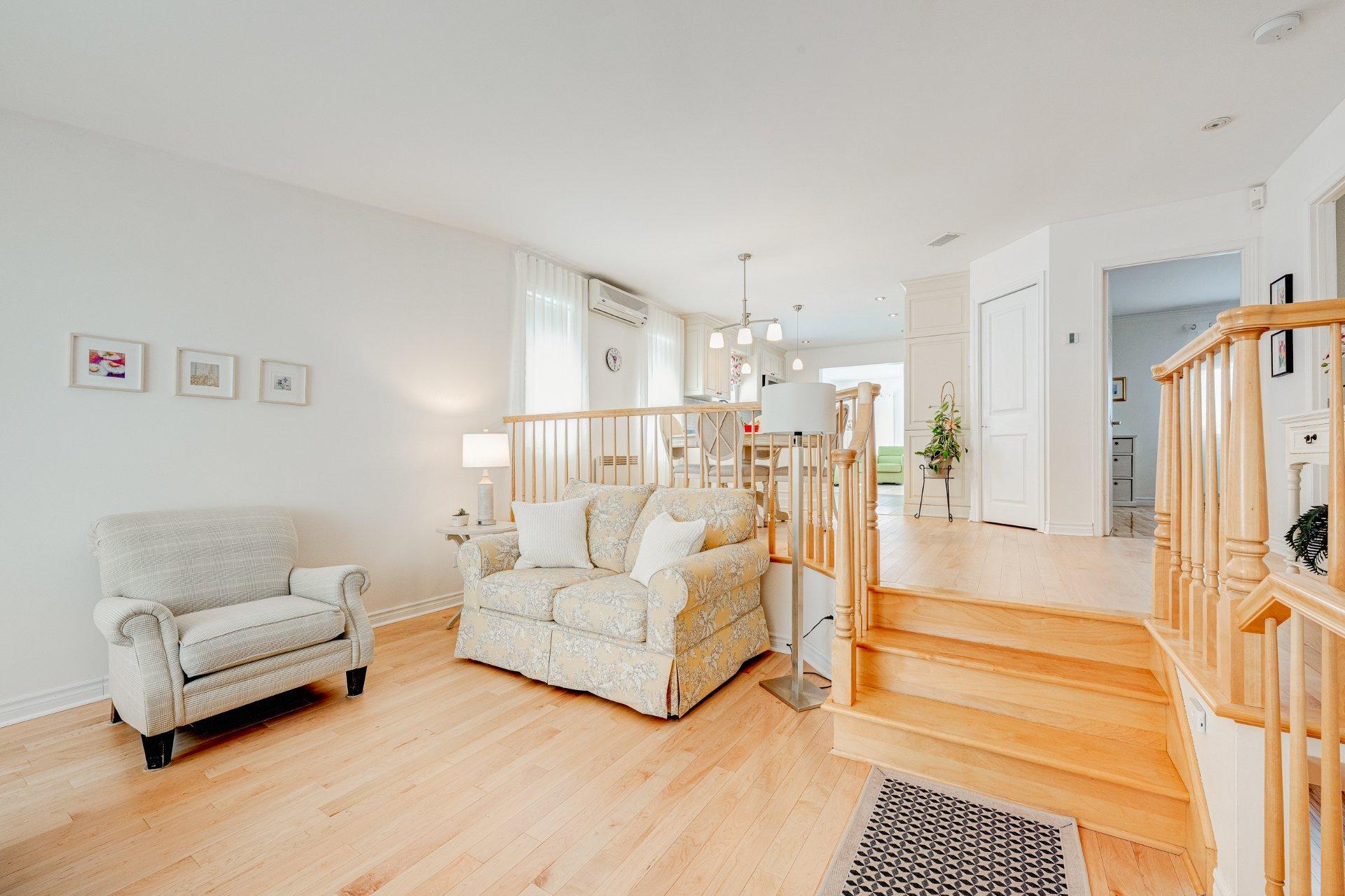 









87


Rue de Caplan

,
Blainville,




QC
J7B1J1

