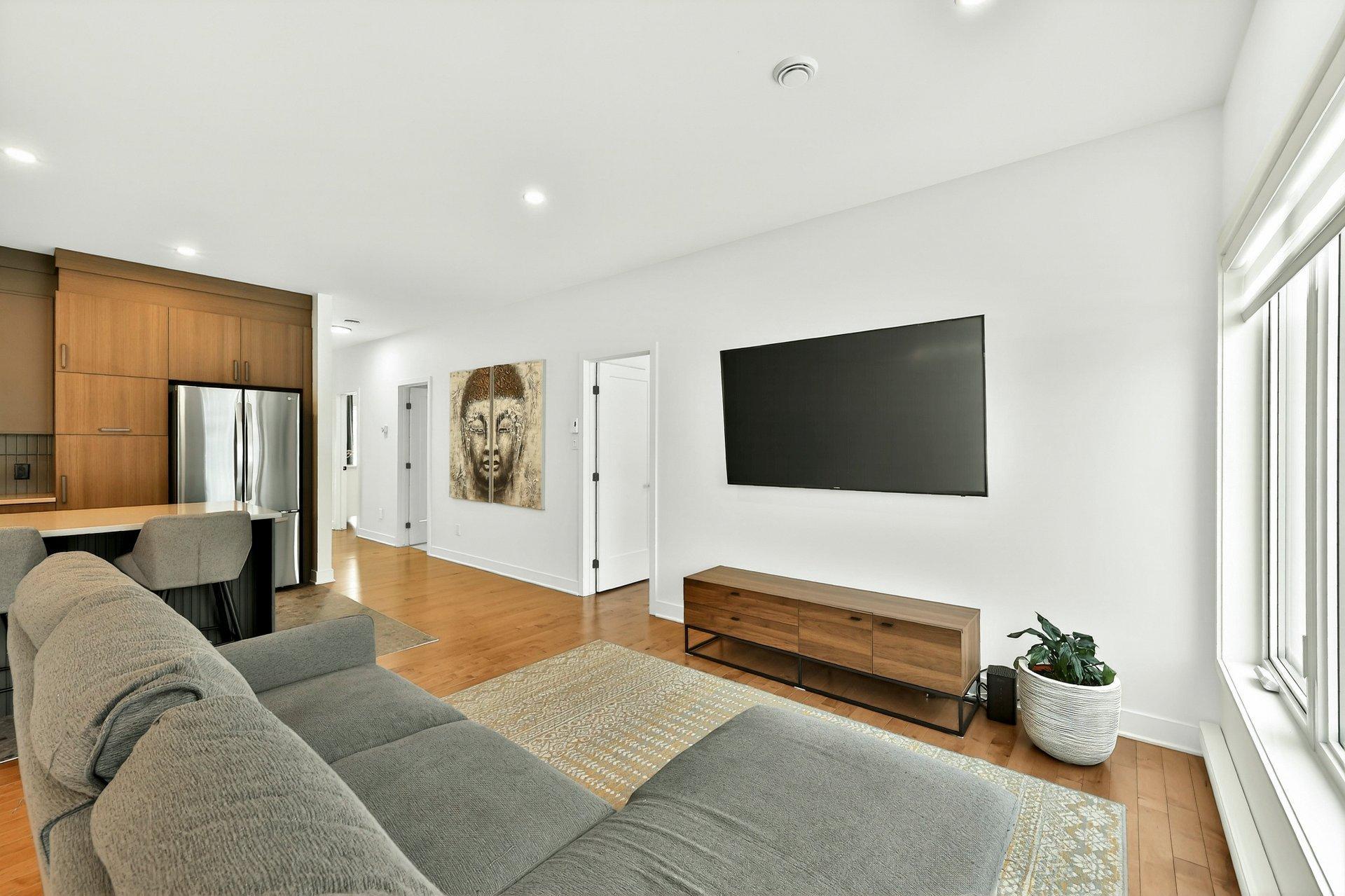 









3875


Rue Léon-Landry

,
Sainte-Julienne,




QC
J0K2T0

