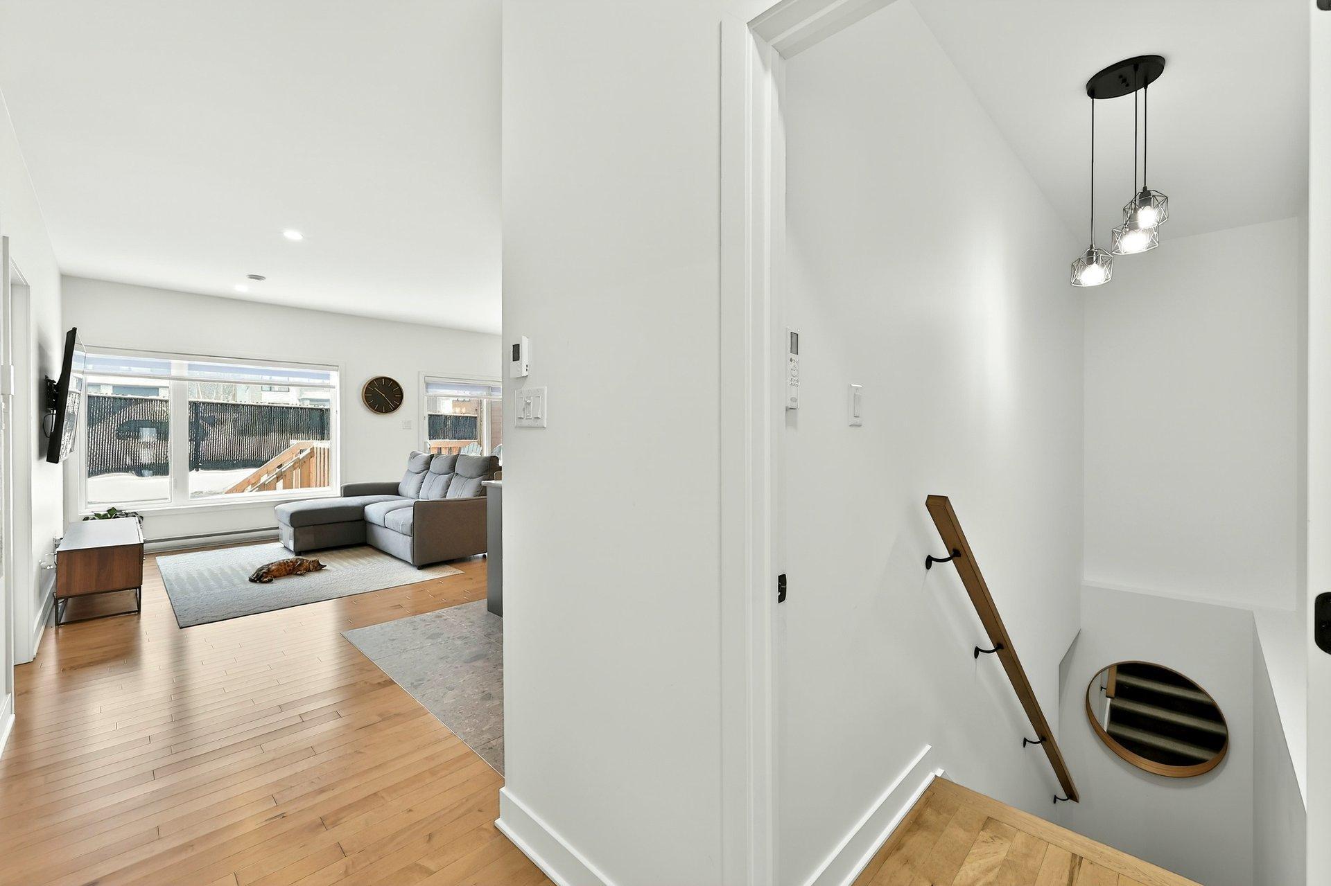 









3875


Rue Léon-Landry

,
Sainte-Julienne,




QC
J0K2T0

