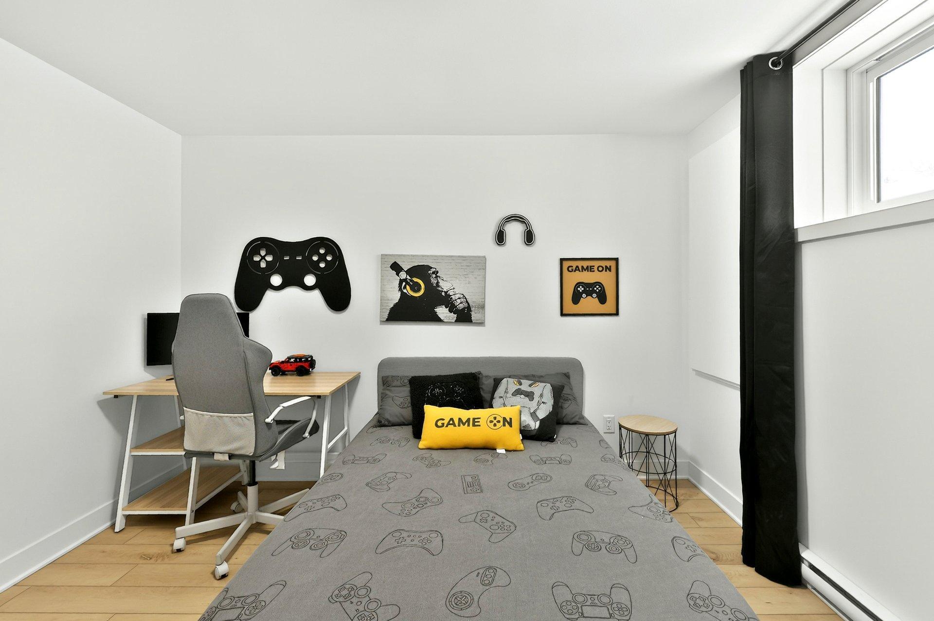 









3875


Rue Léon-Landry

,
Sainte-Julienne,




QC
J0K2T0

