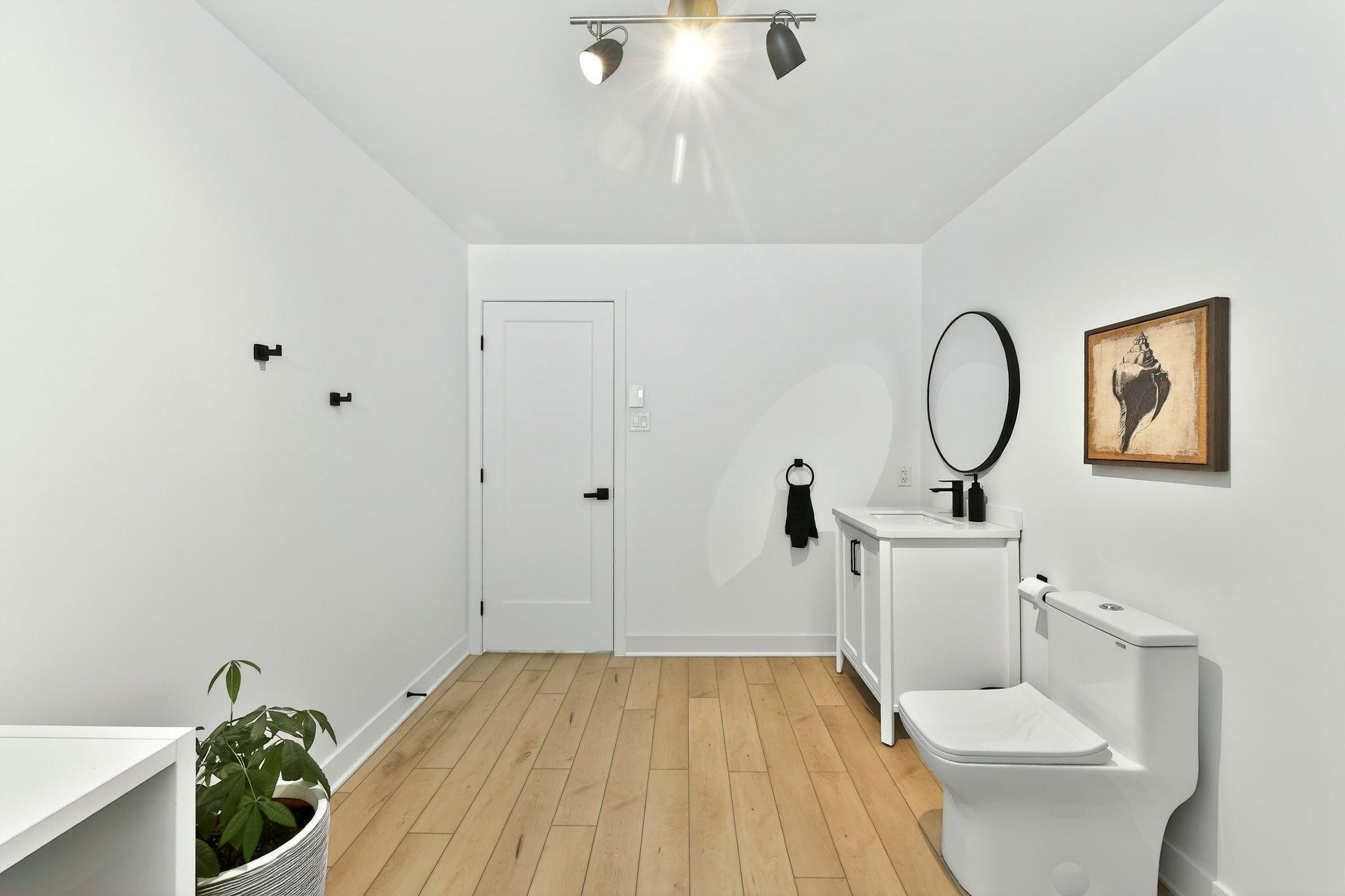 









3875


Rue Léon-Landry

,
Sainte-Julienne,




QC
J0K2T0

