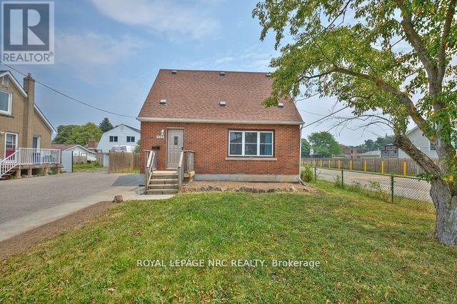 












3090 DORCHESTER ROAD

,
Niagara Falls (Stamford),




Ontario
L2J2Z7

