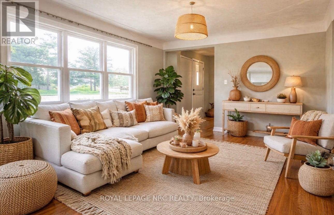 












3090 DORCHESTER ROAD

,
Niagara Falls (Stamford),




Ontario
L2J2Z7

