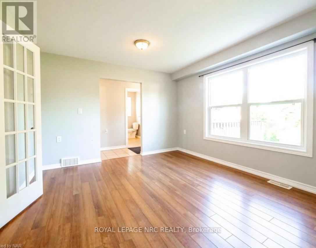 












3090 DORCHESTER ROAD

,
Niagara Falls (Stamford),




Ontario
L2J2Z7

