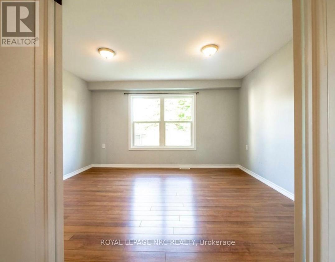 












3090 DORCHESTER ROAD

,
Niagara Falls (Stamford),




Ontario
L2J2Z7

