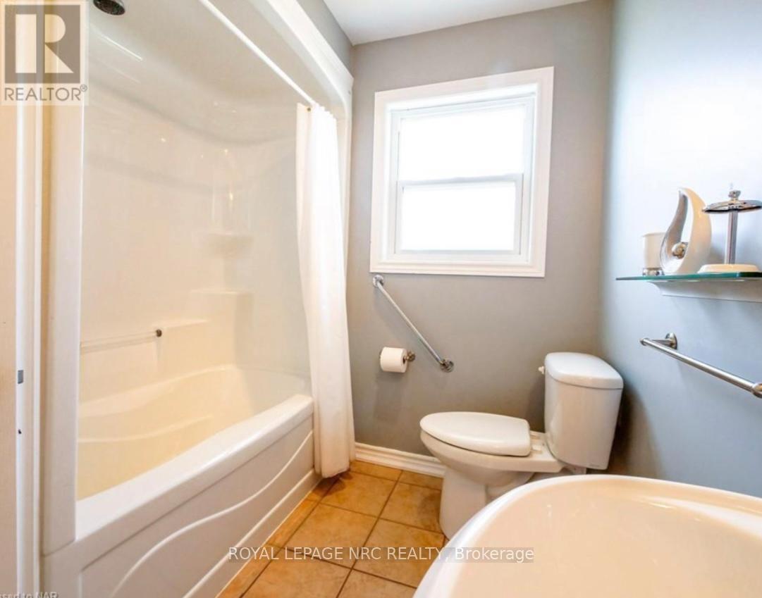 












3090 DORCHESTER ROAD

,
Niagara Falls (Stamford),




Ontario
L2J2Z7

