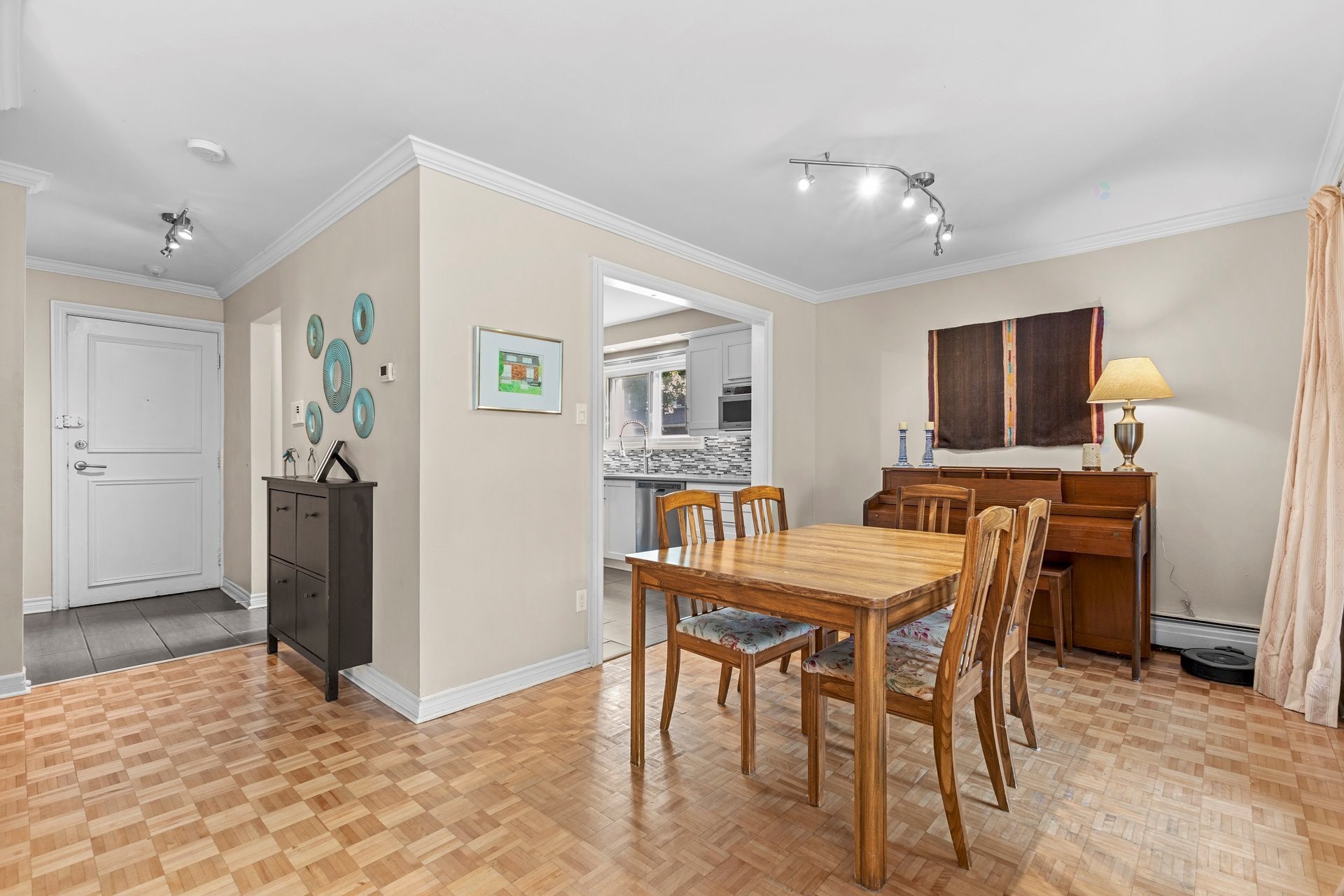 









11


Boul. Kirkland

, 110,
Kirkland,




QC
H9J1N2

