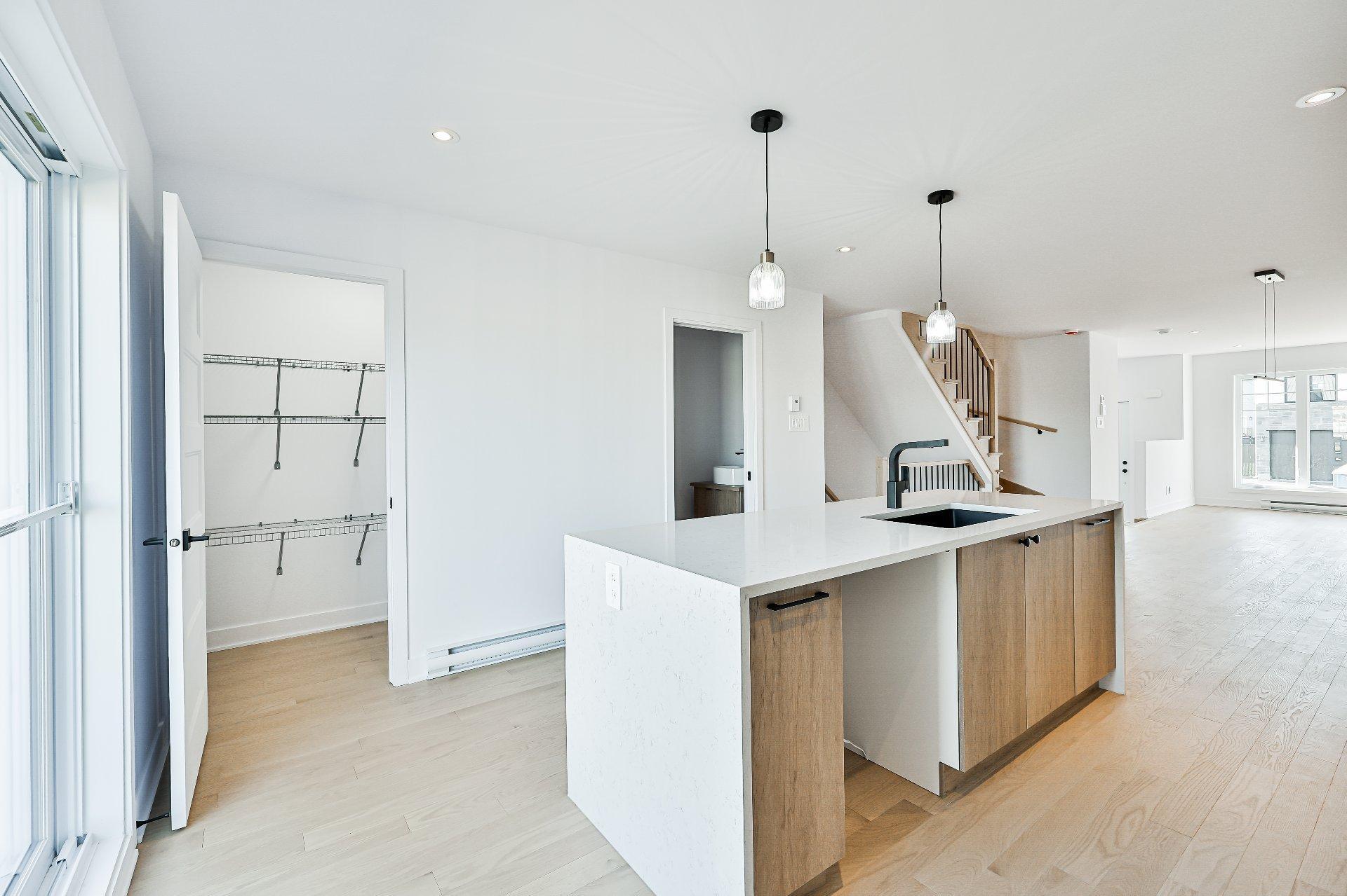 









37


Rue du Noroît

,
Lanoraie,




QC
J0K1E0

