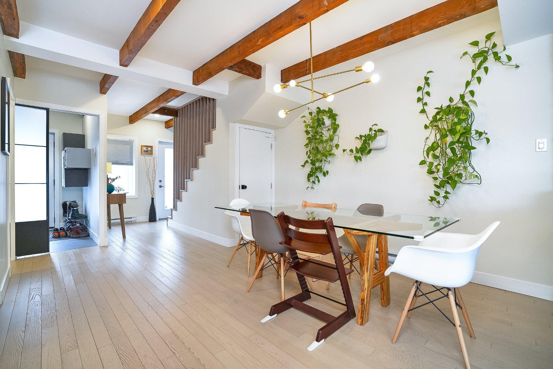 









552


Rue de la Congrégation

,
Montréal (Le Sud-Ouest),




QC
H3K2H9

