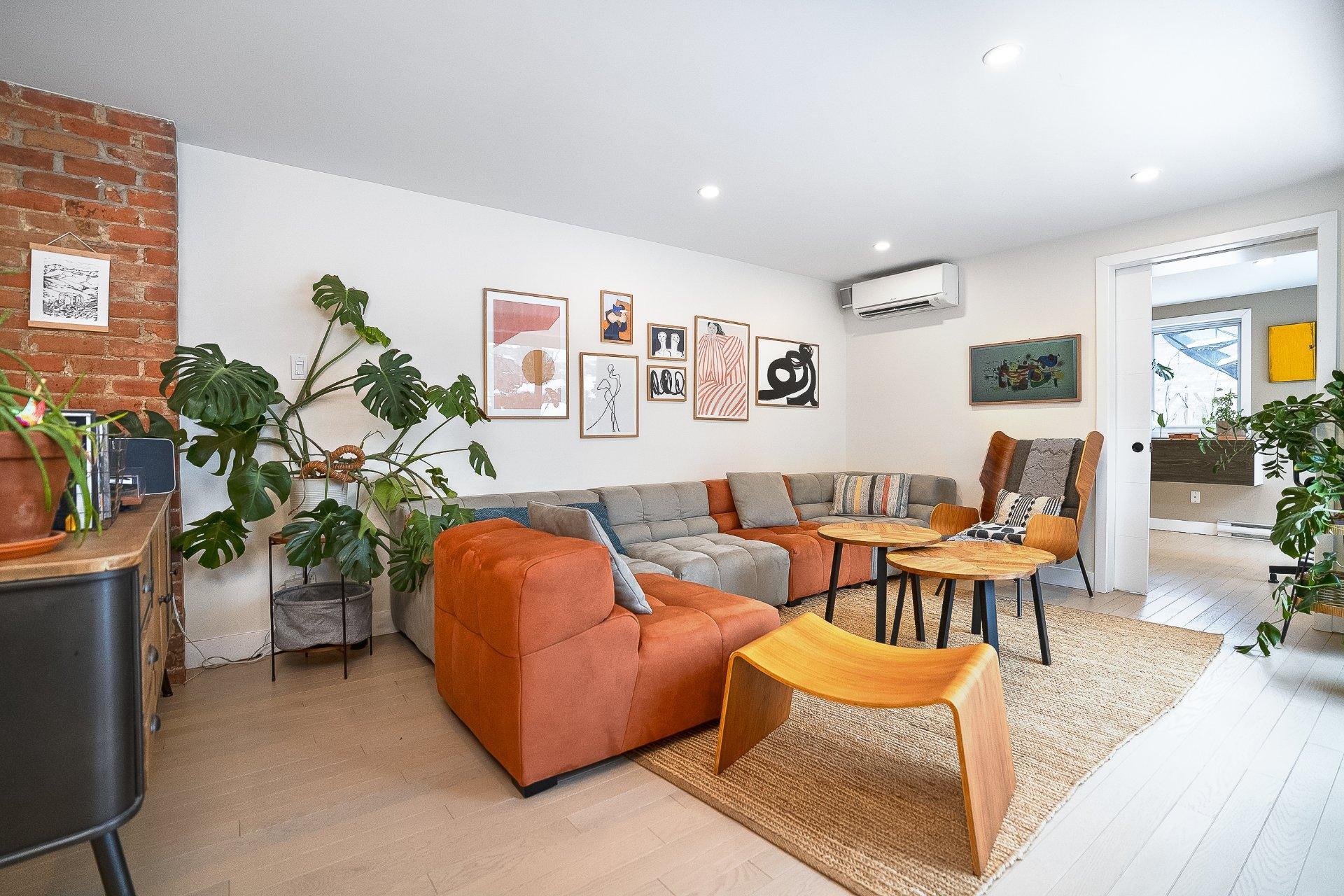 









552


Rue de la Congrégation

,
Montréal (Le Sud-Ouest),




QC
H3K2H9

