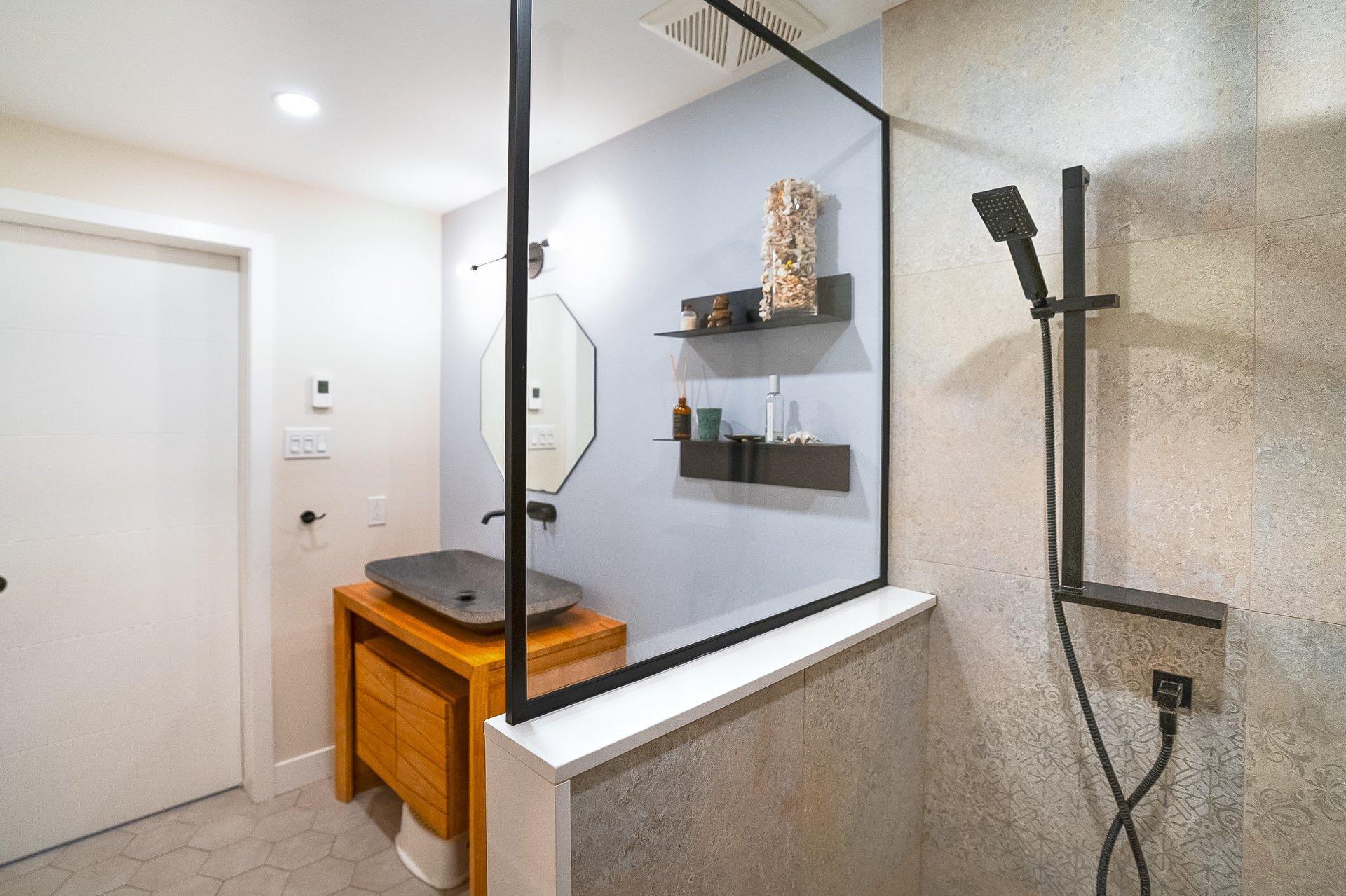 









552


Rue de la Congrégation

,
Montréal (Le Sud-Ouest),




QC
H3K2H9

