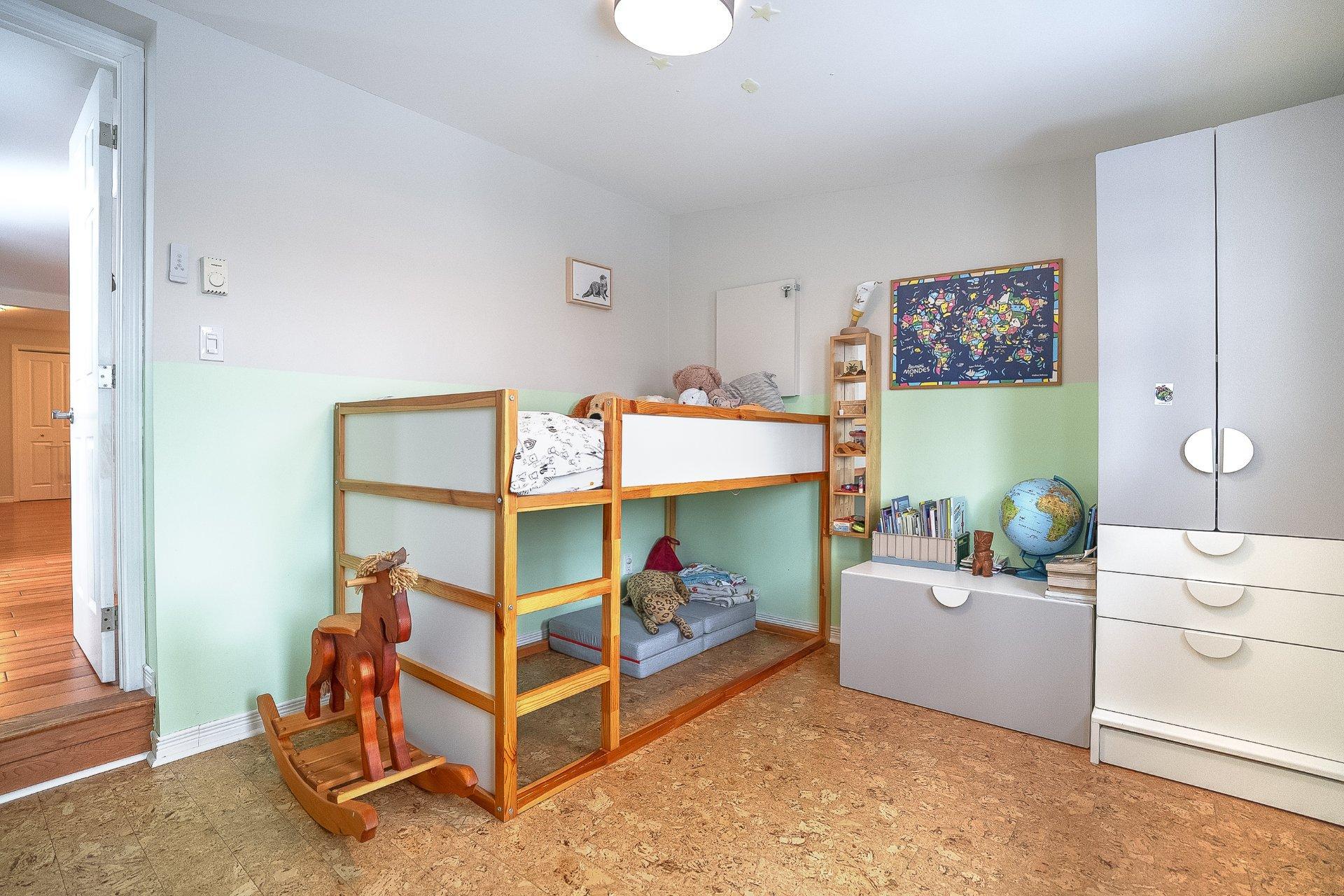 









552


Rue de la Congrégation

,
Montréal (Le Sud-Ouest),




QC
H3K2H9

