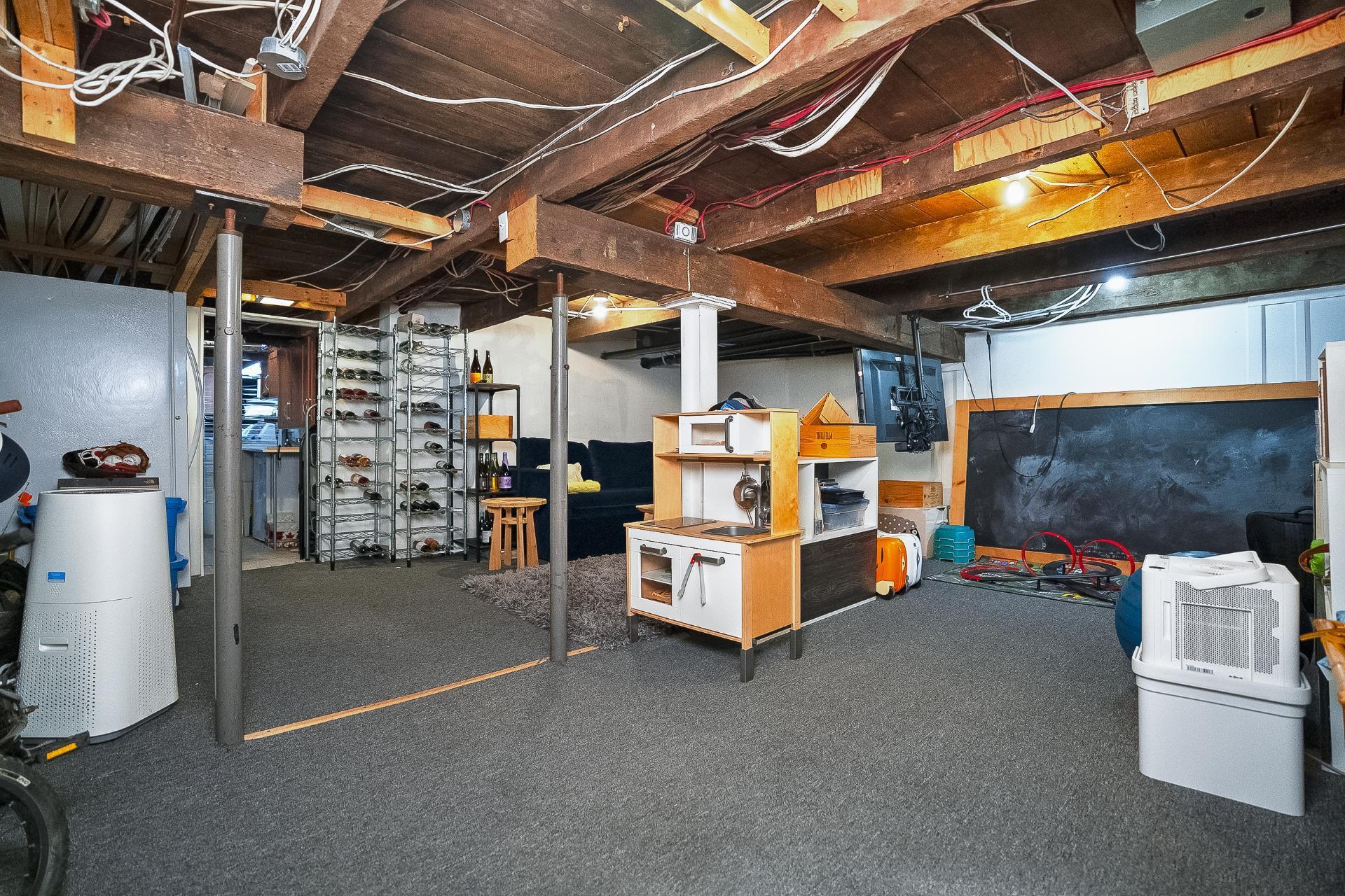 









552


Rue de la Congrégation

,
Montréal (Le Sud-Ouest),




QC
H3K2H9

