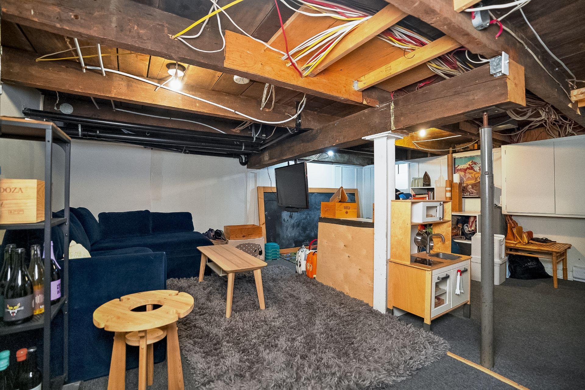 









552


Rue de la Congrégation

,
Montréal (Le Sud-Ouest),




QC
H3K2H9

