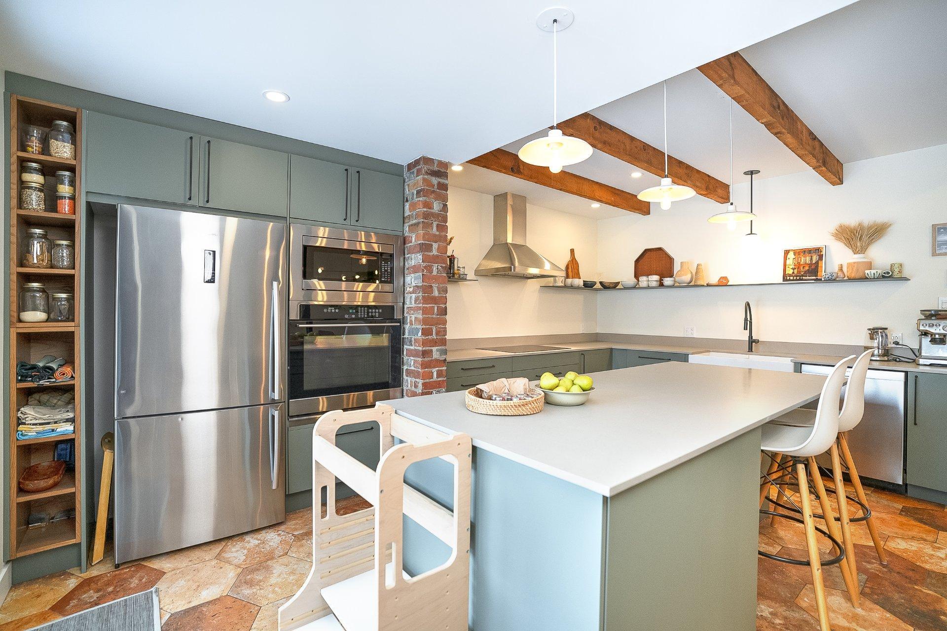 









552


Rue de la Congrégation

,
Montréal (Le Sud-Ouest),




QC
H3K2H9

