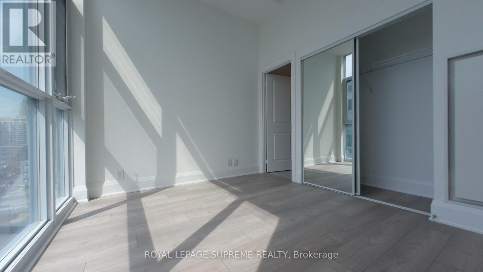 












913 - 120 PARLIAMENT STREET

,
Toronto,




Ontario
M5A0N6

