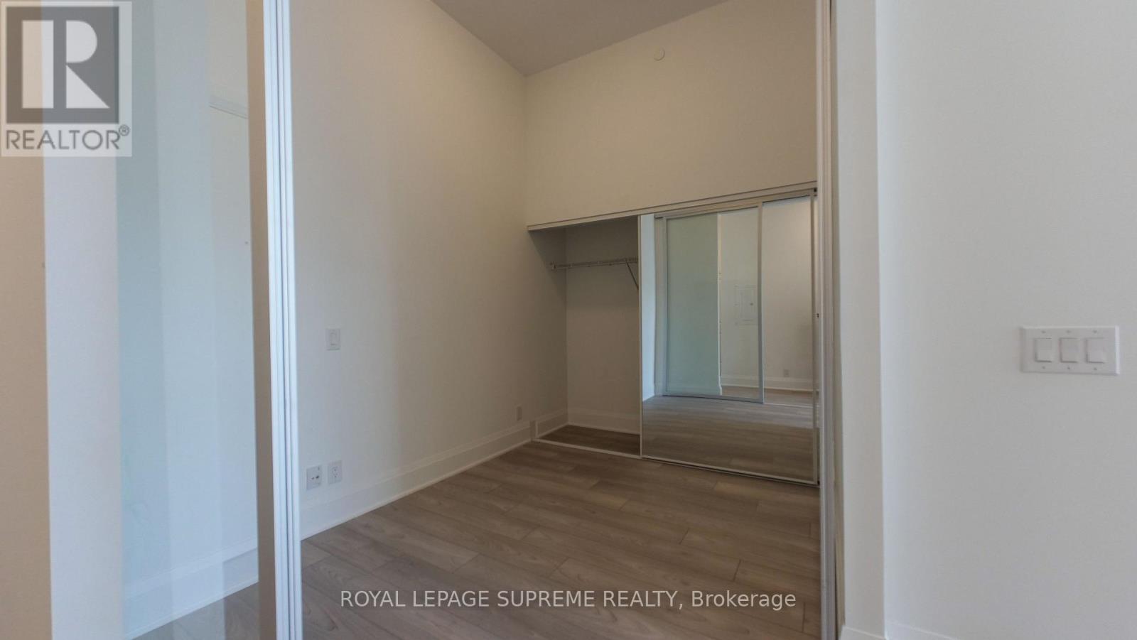 












913 - 120 PARLIAMENT STREET

,
Toronto,




Ontario
M5A0N6

