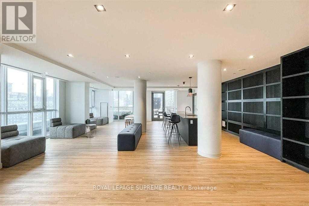 












913 - 120 PARLIAMENT STREET

,
Toronto,




Ontario
M5A0N6

