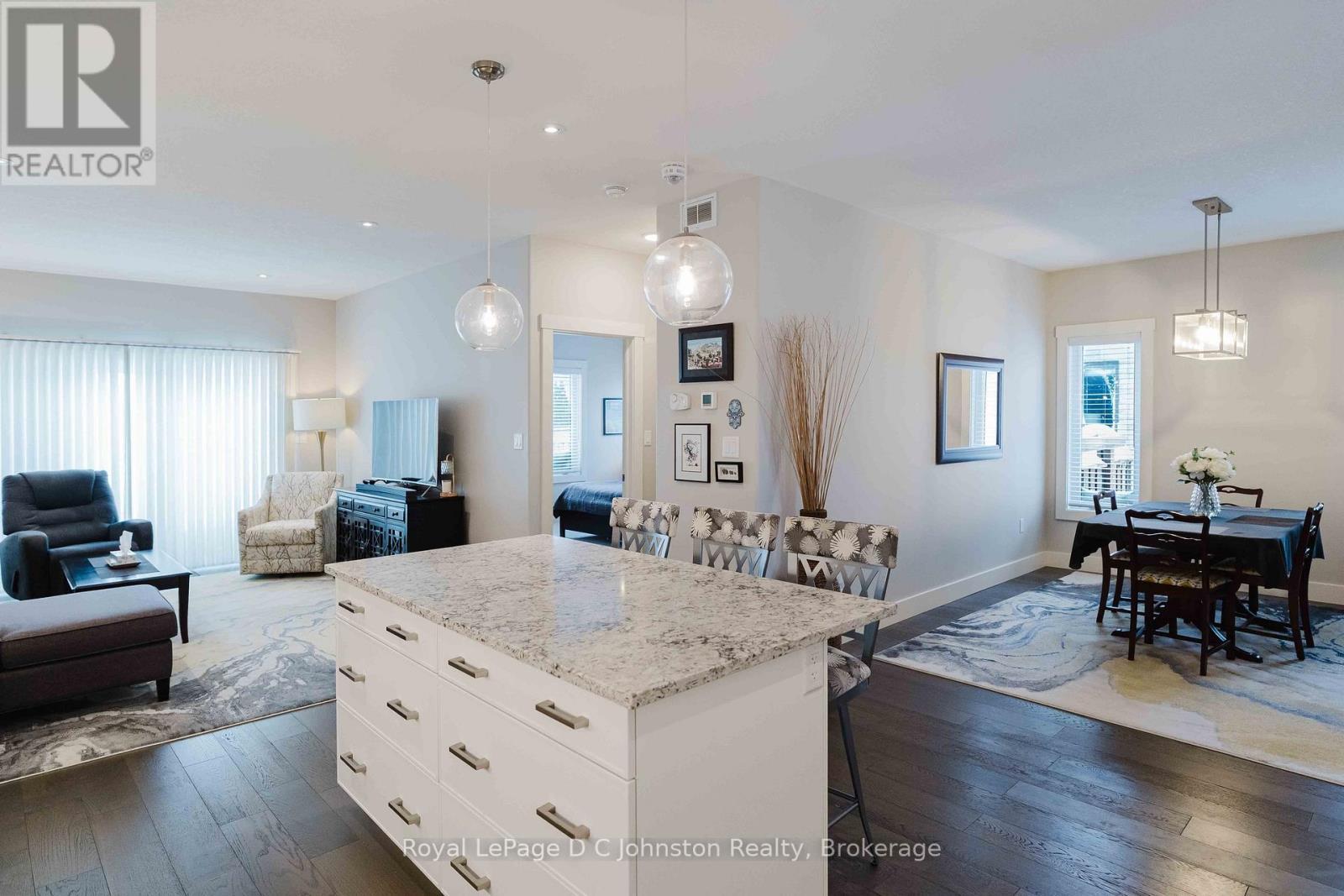 












315 STICKEL STREET

,
Saugeen Shores,




Ontario
N0H2C1

