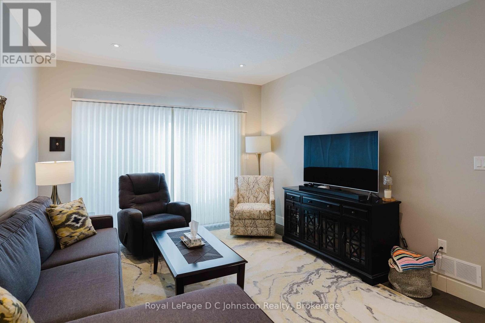 












315 STICKEL STREET

,
Saugeen Shores,




Ontario
N0H2C1

