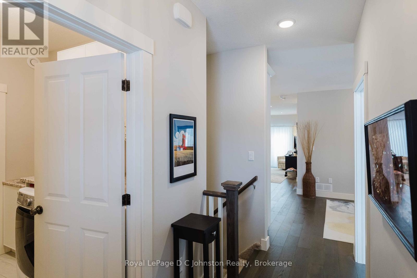 












315 STICKEL STREET

,
Saugeen Shores,




Ontario
N0H2C1

