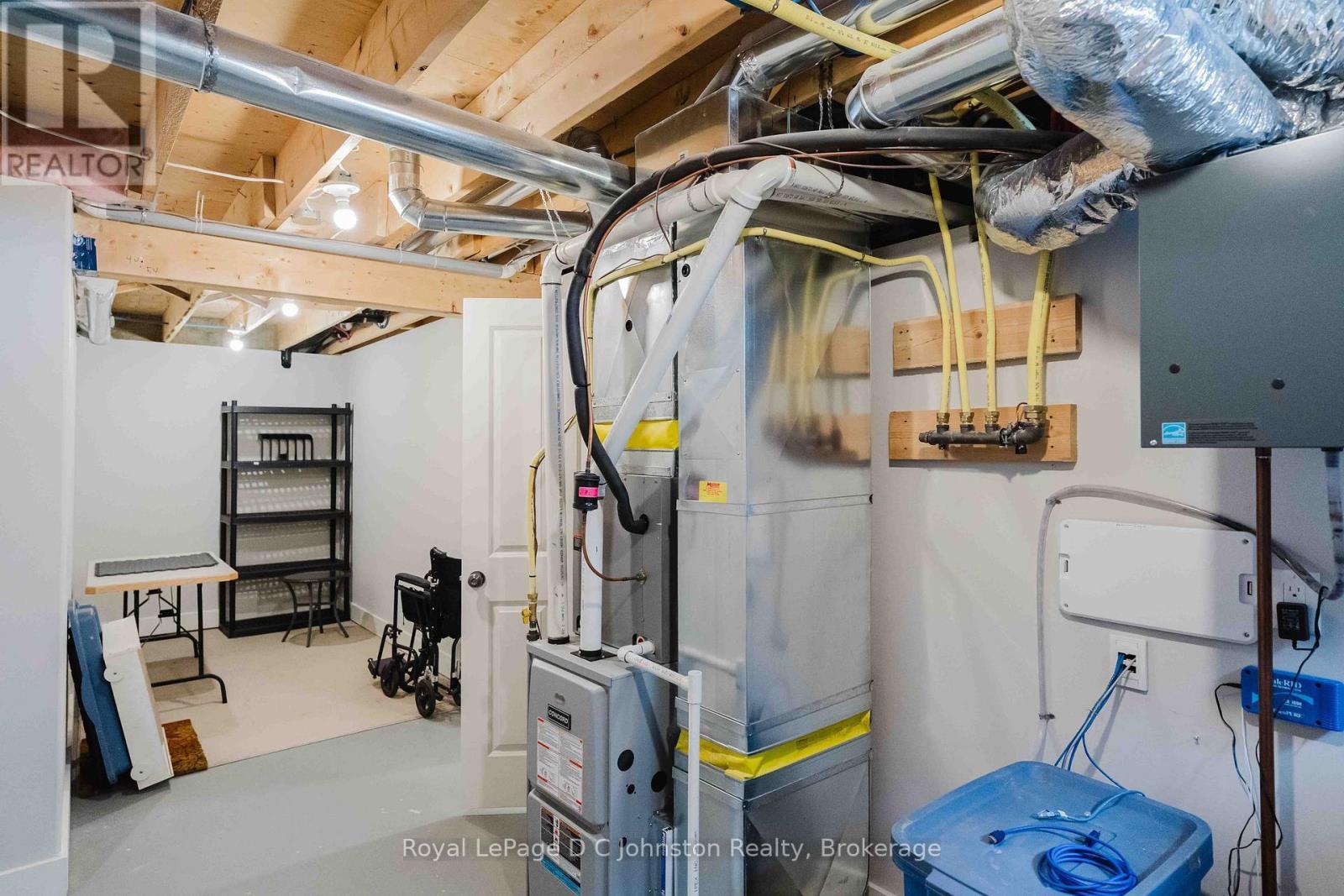 












315 STICKEL STREET

,
Saugeen Shores,




Ontario
N0H2C1

