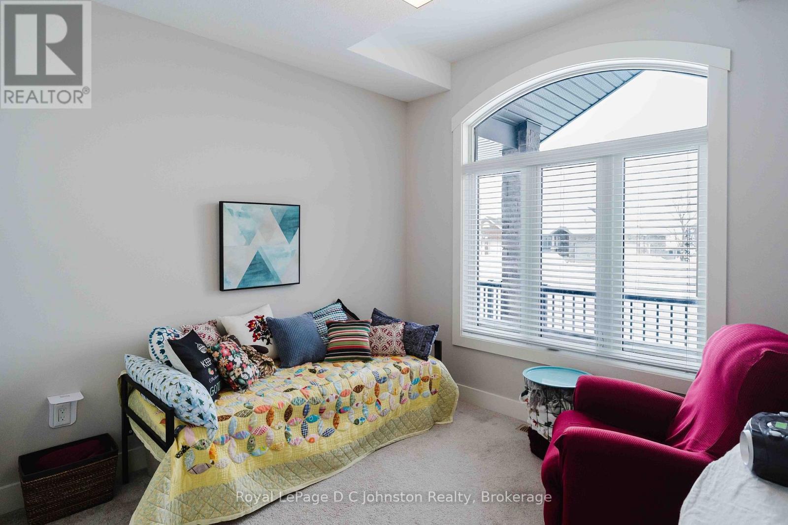 












315 STICKEL STREET

,
Saugeen Shores,




Ontario
N0H2C1

