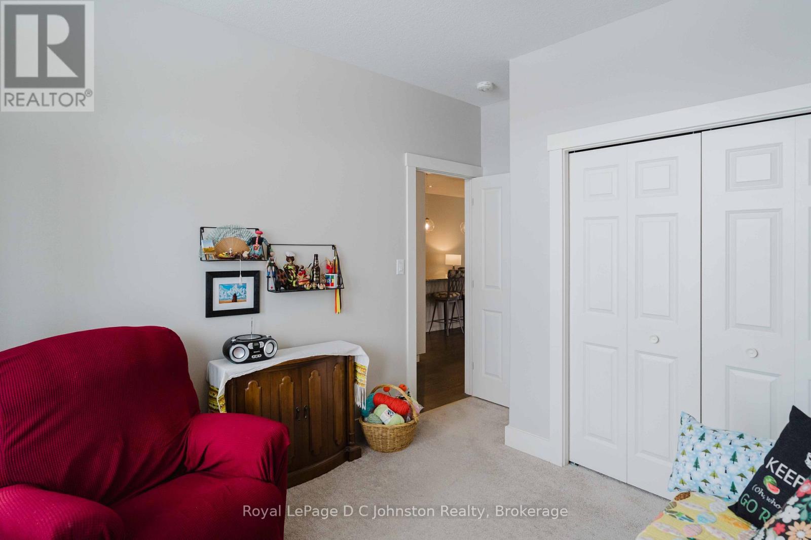 












315 STICKEL STREET

,
Saugeen Shores,




Ontario
N0H2C1

