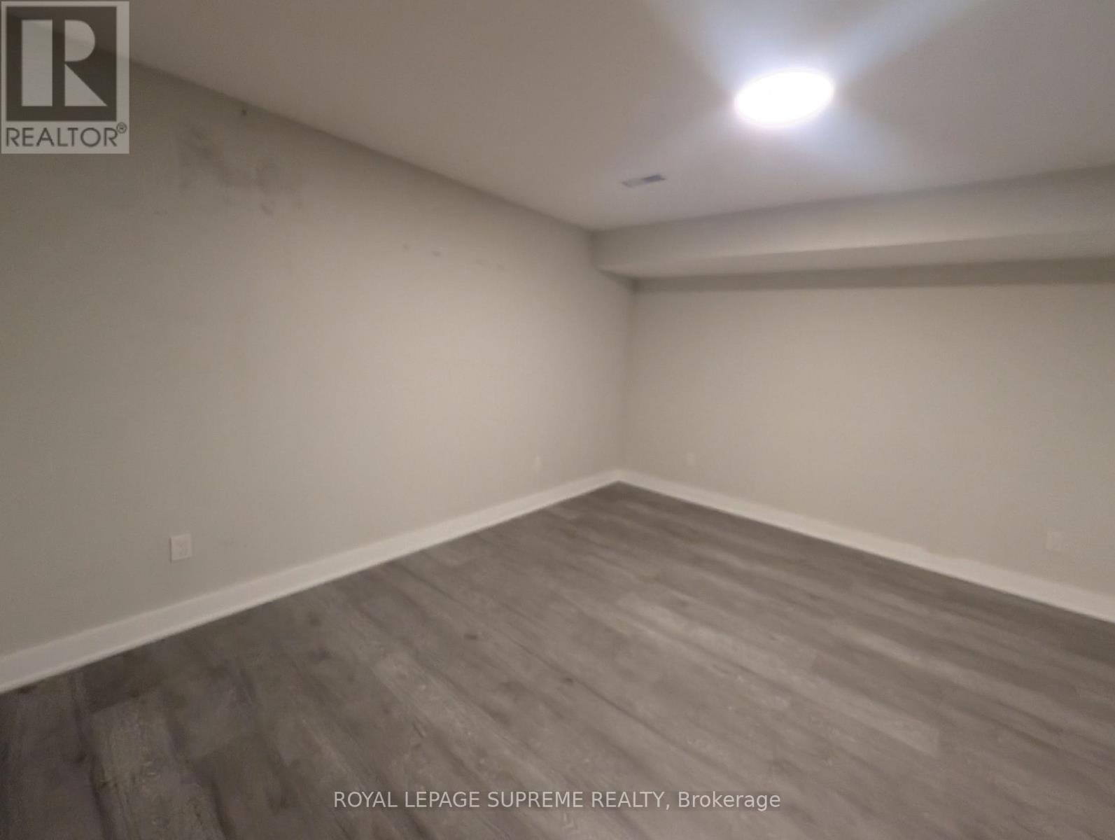 












LOWER - 2132 DUNDAS STREET

,
Toronto,




Ontario
M6R1X2

