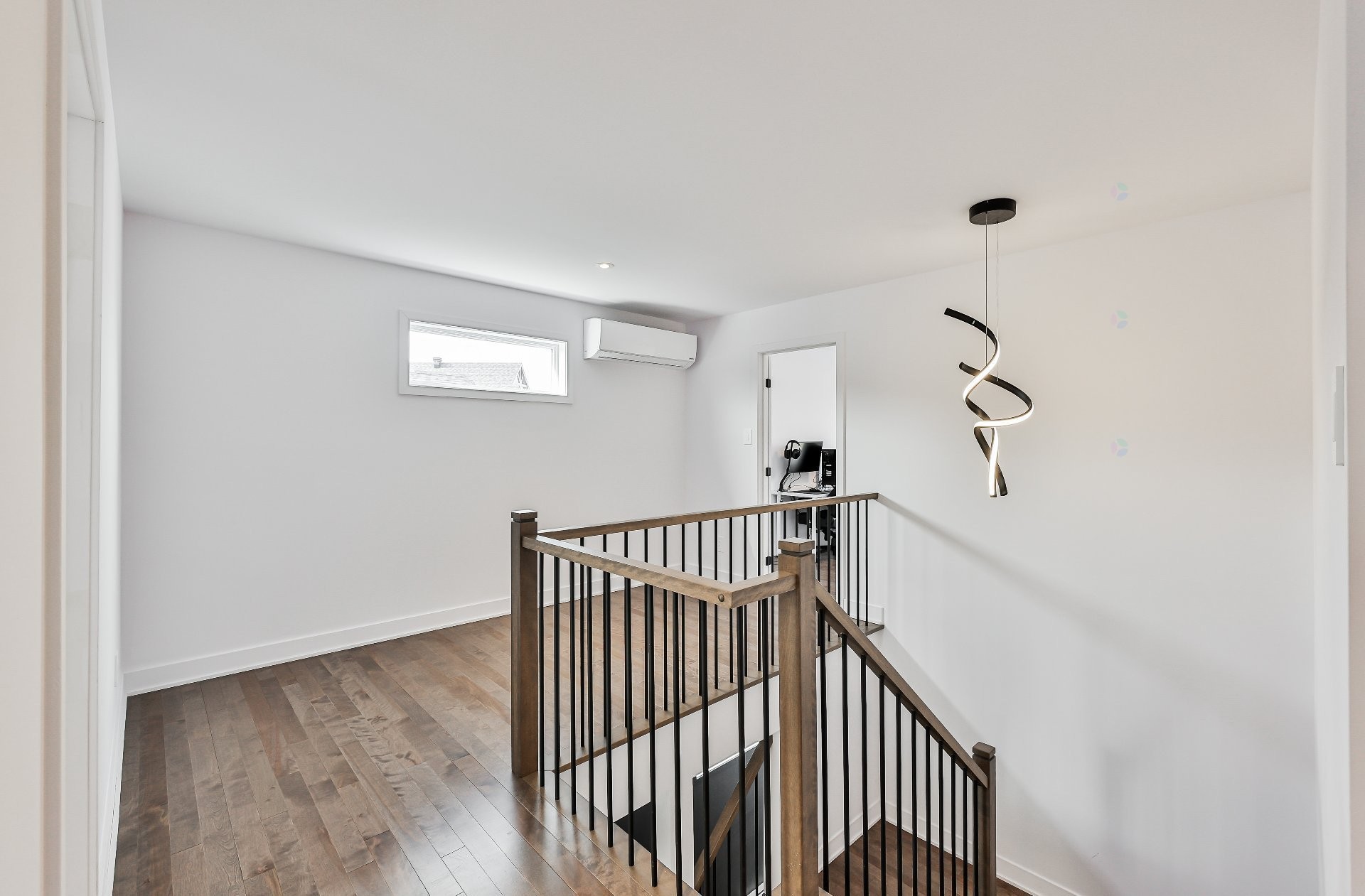 












Rue du Faubourg

,
Saint-Jérôme,




QC
J5L0H9

