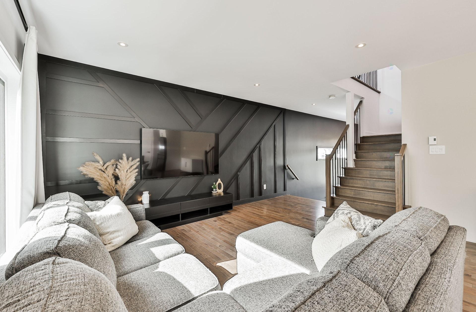 












Rue du Faubourg

,
Saint-Jérôme,




QC
J5L0H9

