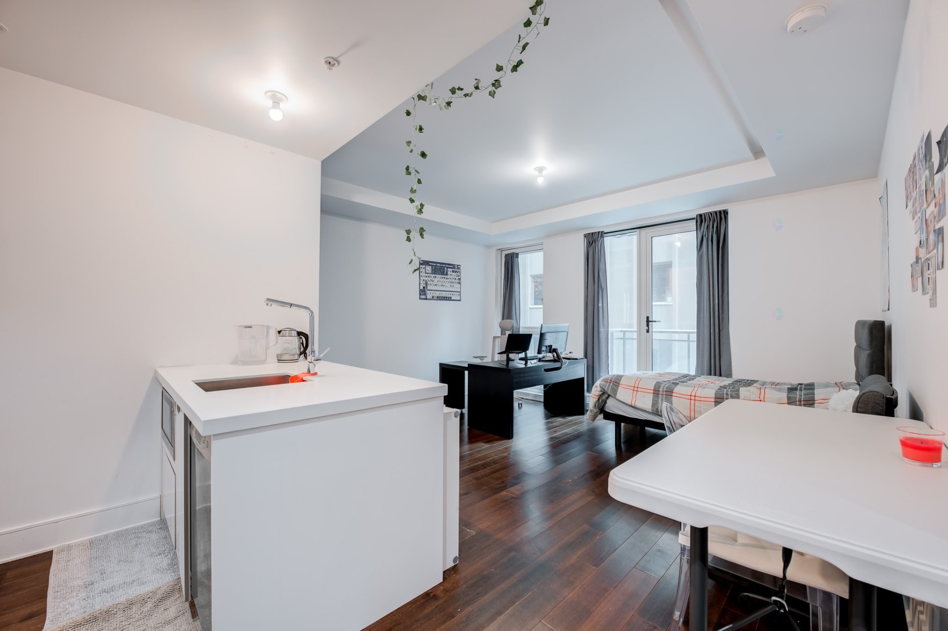 









1188


Av. Union

, 1105,
Montréal (Ville-Marie),




QC
H3B0E5

