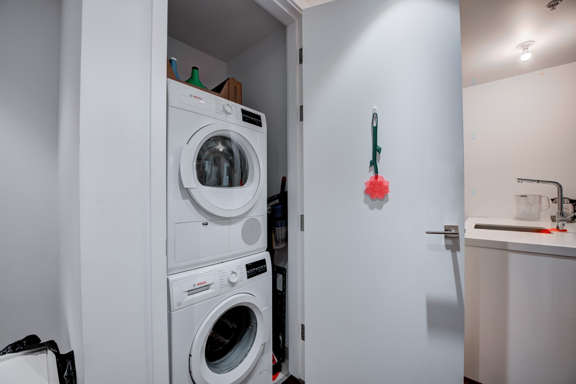 









1188


Av. Union

, 1105,
Montréal (Ville-Marie),




QC
H3B0E5

