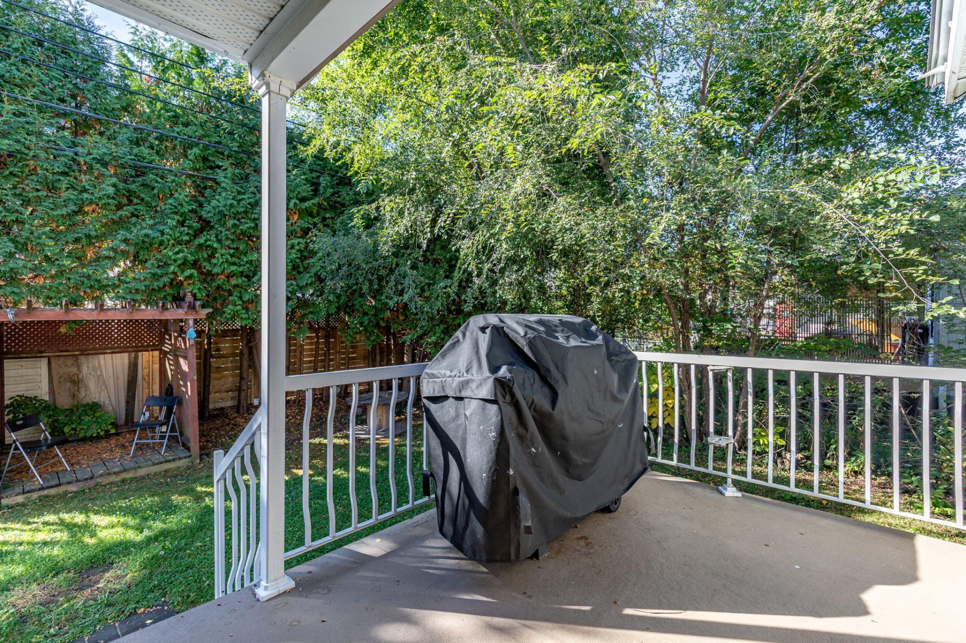 









1410


Rue Jolicoeur

,
Montréal (Le Sud-Ouest),




QC
H4E1W7

