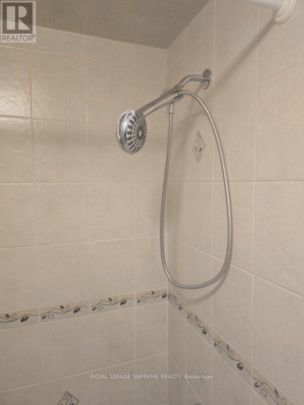 












BASEMENT - 10 ESTORIL TERRACE

,
Toronto,




Ontario
M6N5E2

