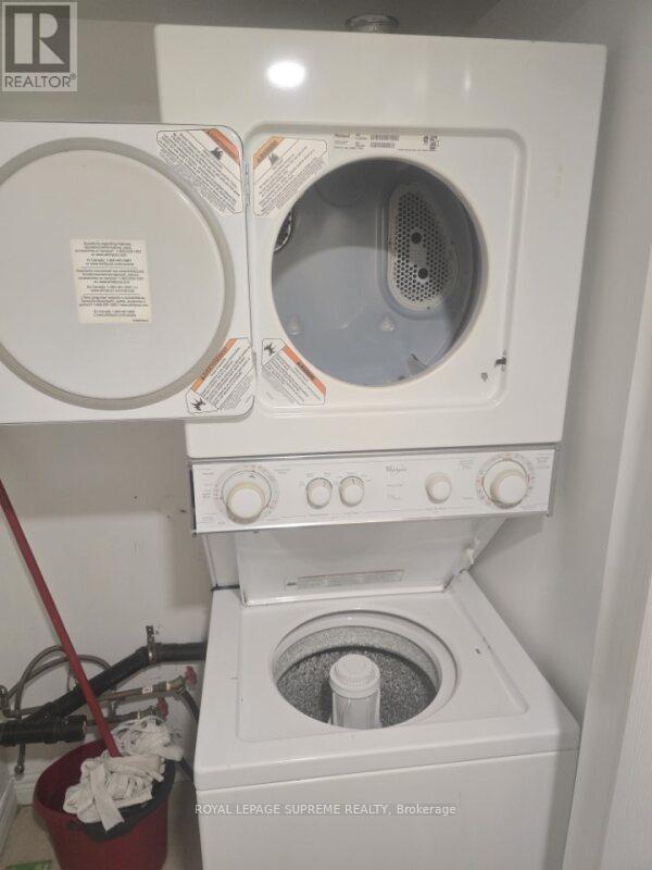 












BASEMENT - 10 ESTORIL TERRACE

,
Toronto,




Ontario
M6N5E2

