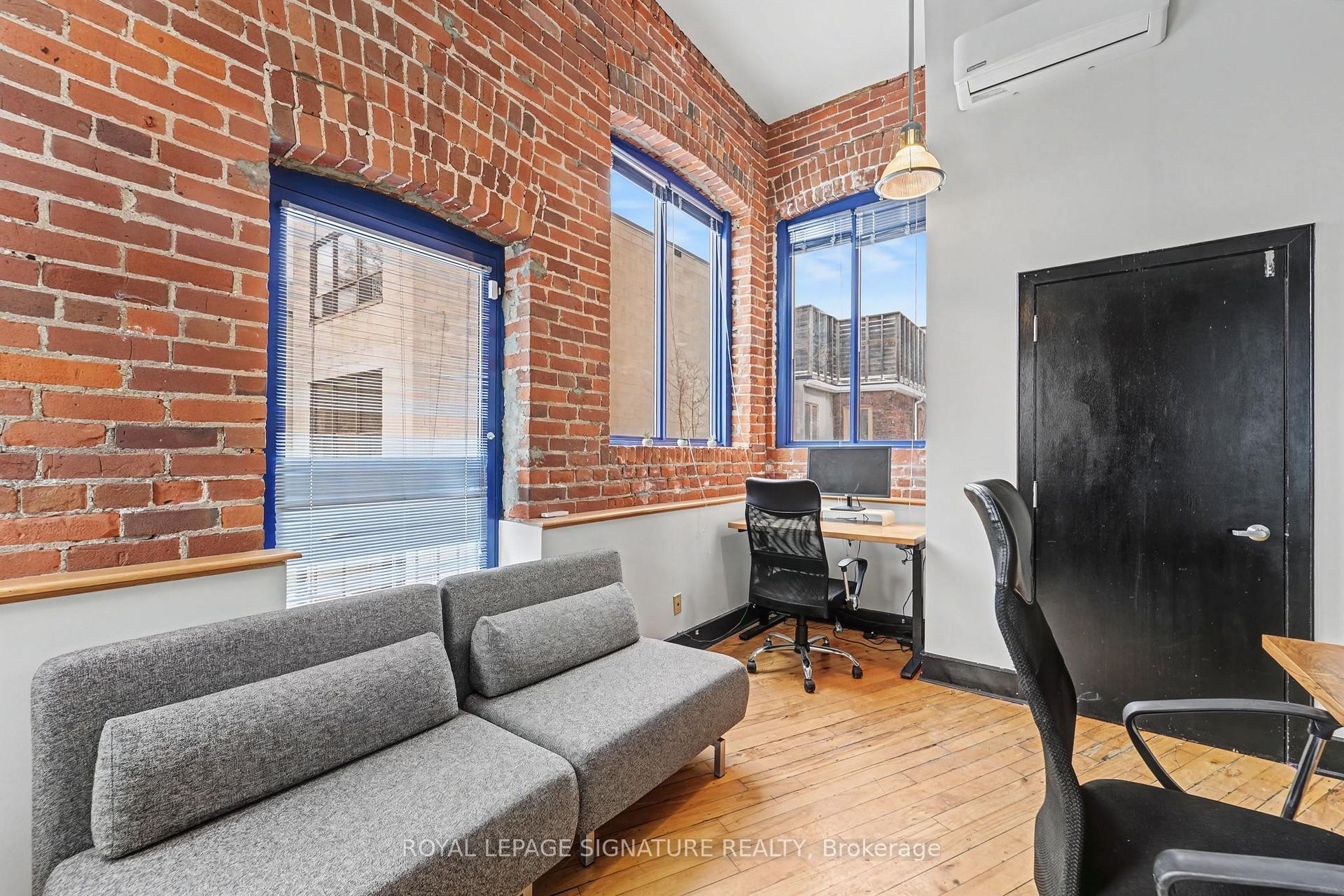 









259


Danforth

Avenue, Office A,
Toronto,




ON
M4K 2X4

