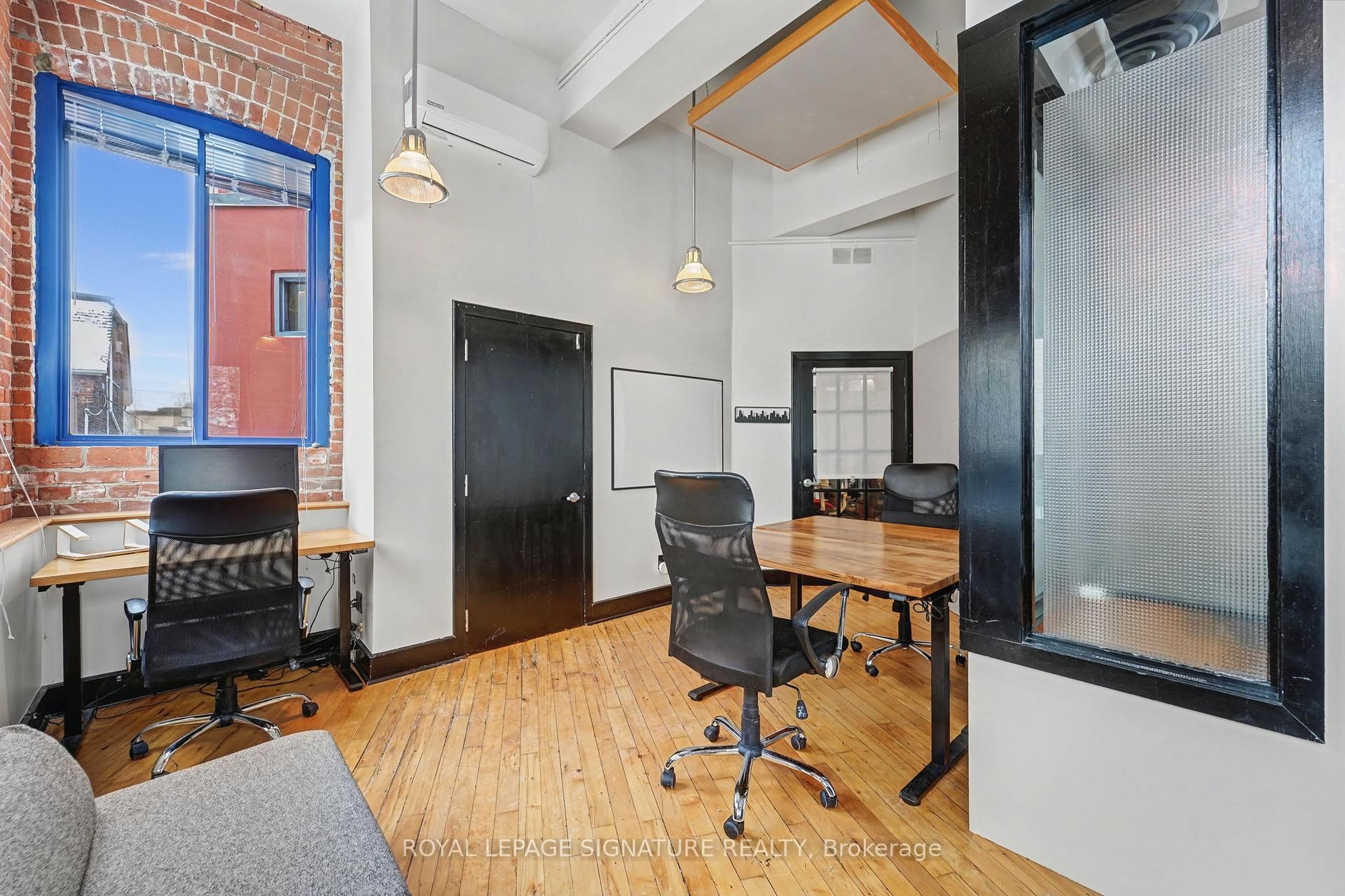 









259


Danforth

Avenue, Office A,
Toronto,




ON
M4K 2X4

