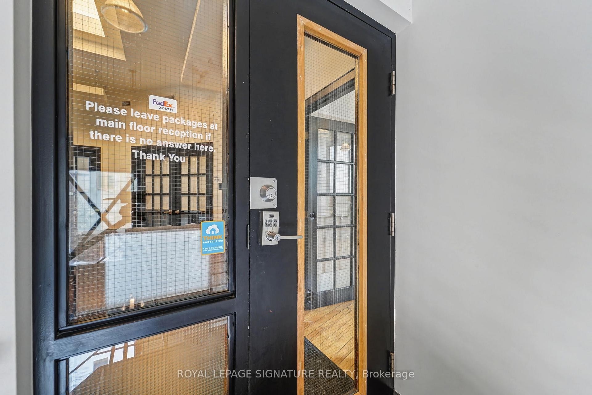 









259


Danforth

Avenue, Office A,
Toronto,




ON
M4K 2X4

