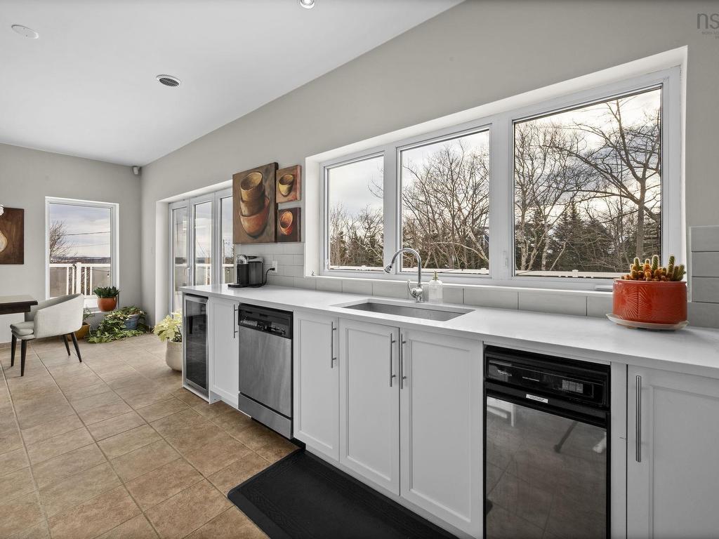 












3560 Purcells Cove Road

,
Fergusons Cove,




NS
B3V 1G3

