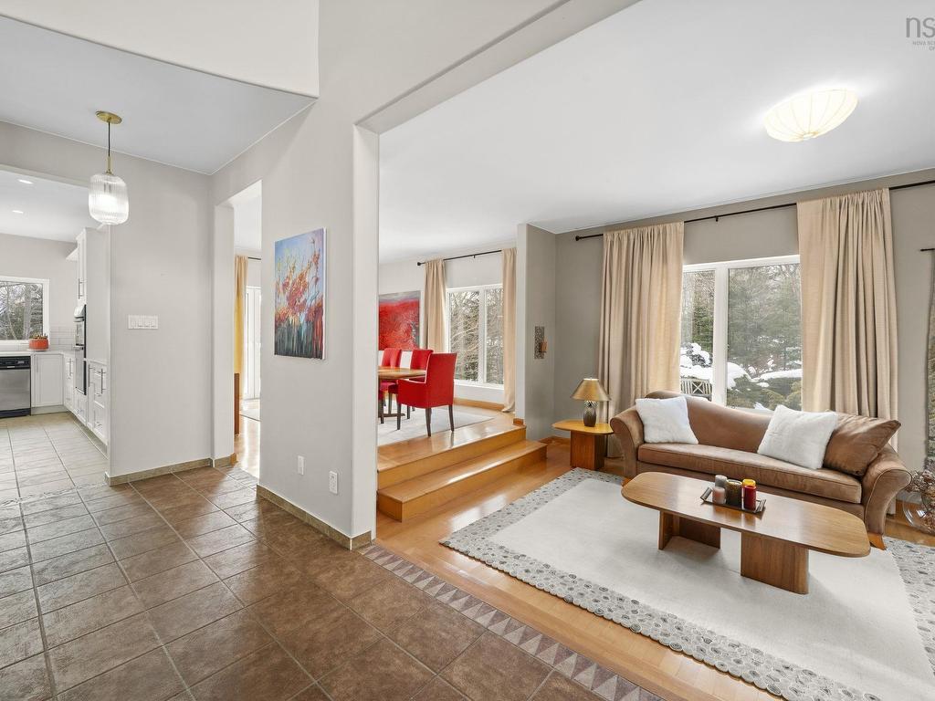 












3560 Purcells Cove Road

,
Fergusons Cove,




NS
B3V 1G3

