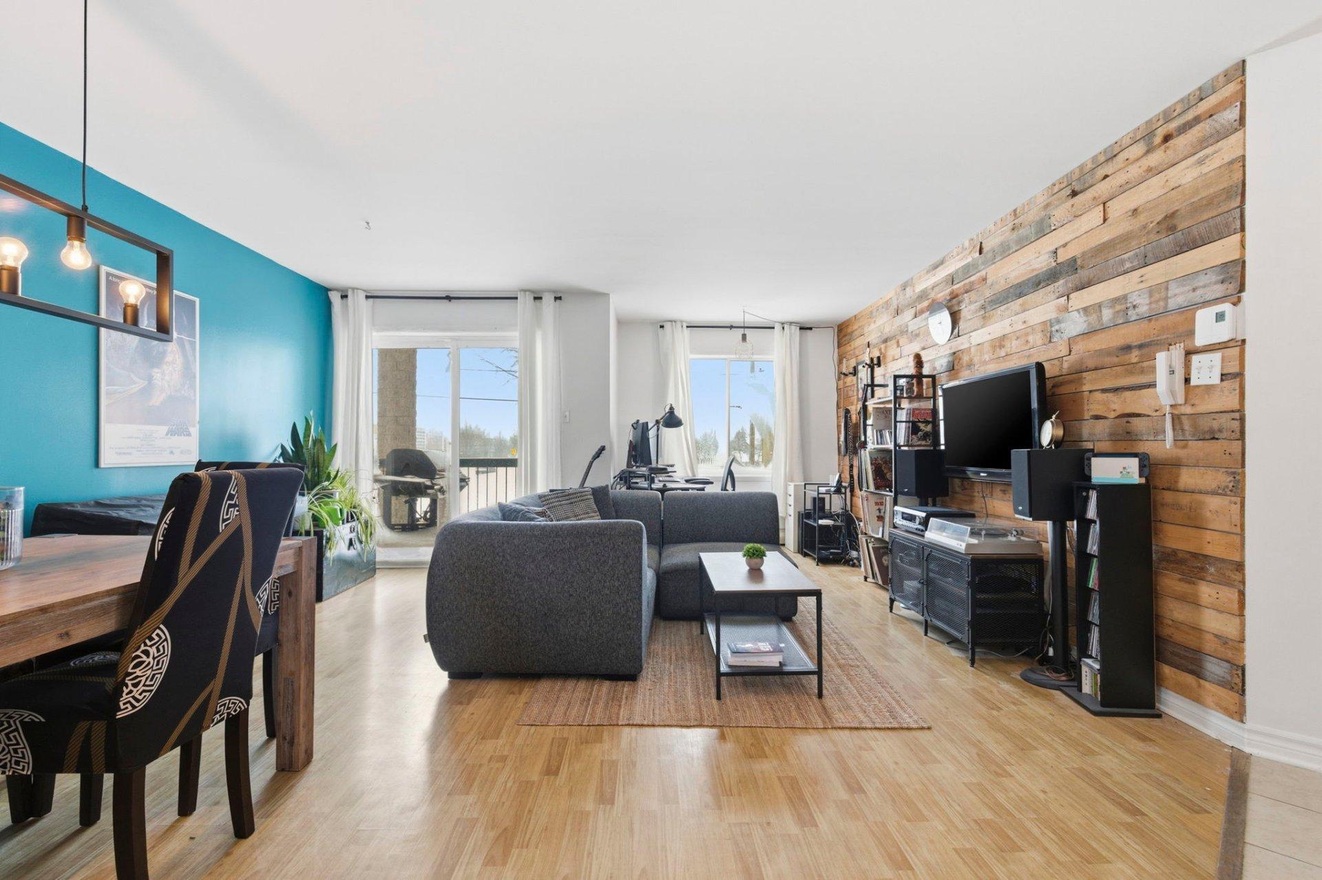 









142


Rue Lafrance O.

, 202,
Saint-Basile-le-Grand,




QC
J6N1P8

