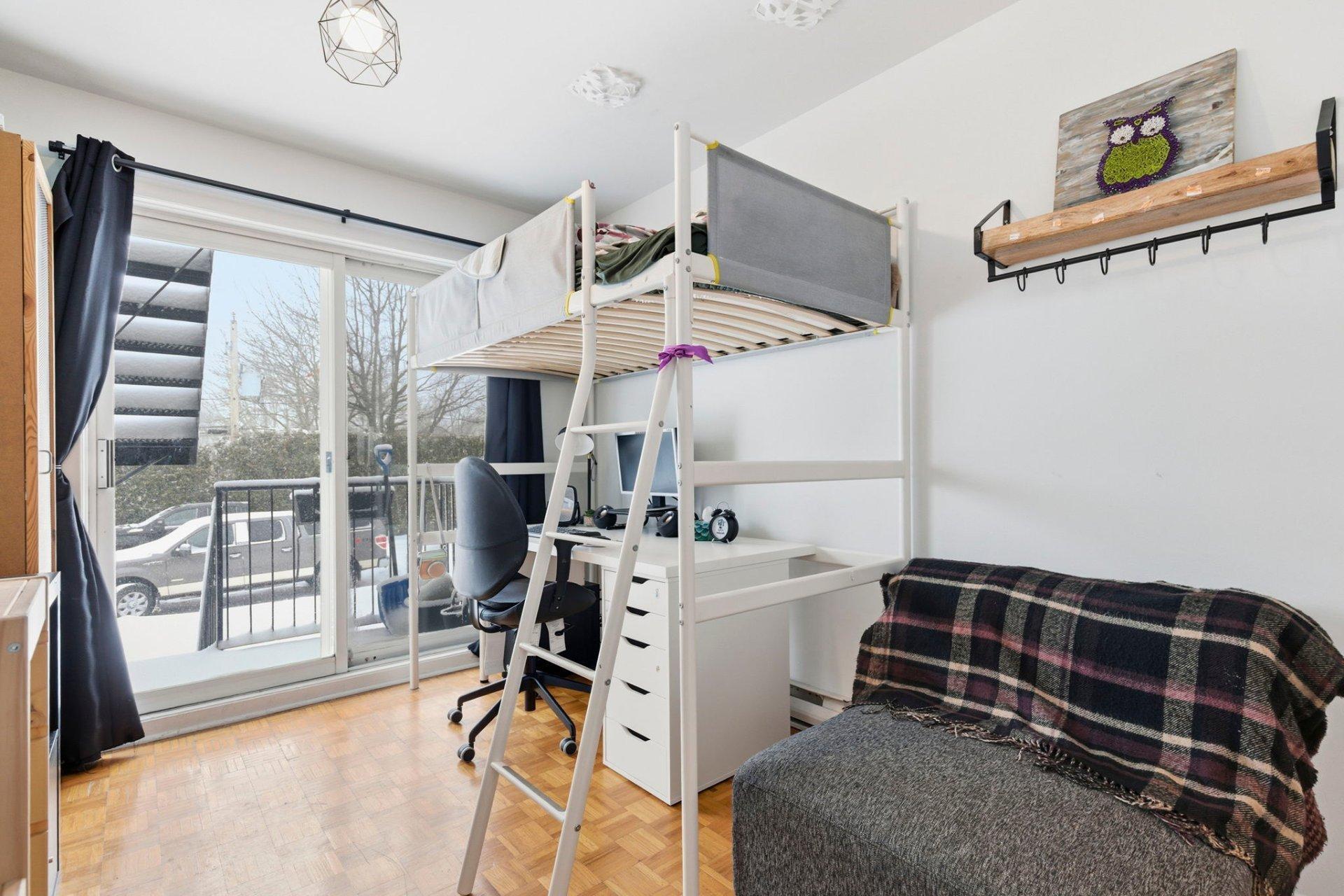 









142


Rue Lafrance O.

, 202,
Saint-Basile-le-Grand,




QC
J6N1P8

