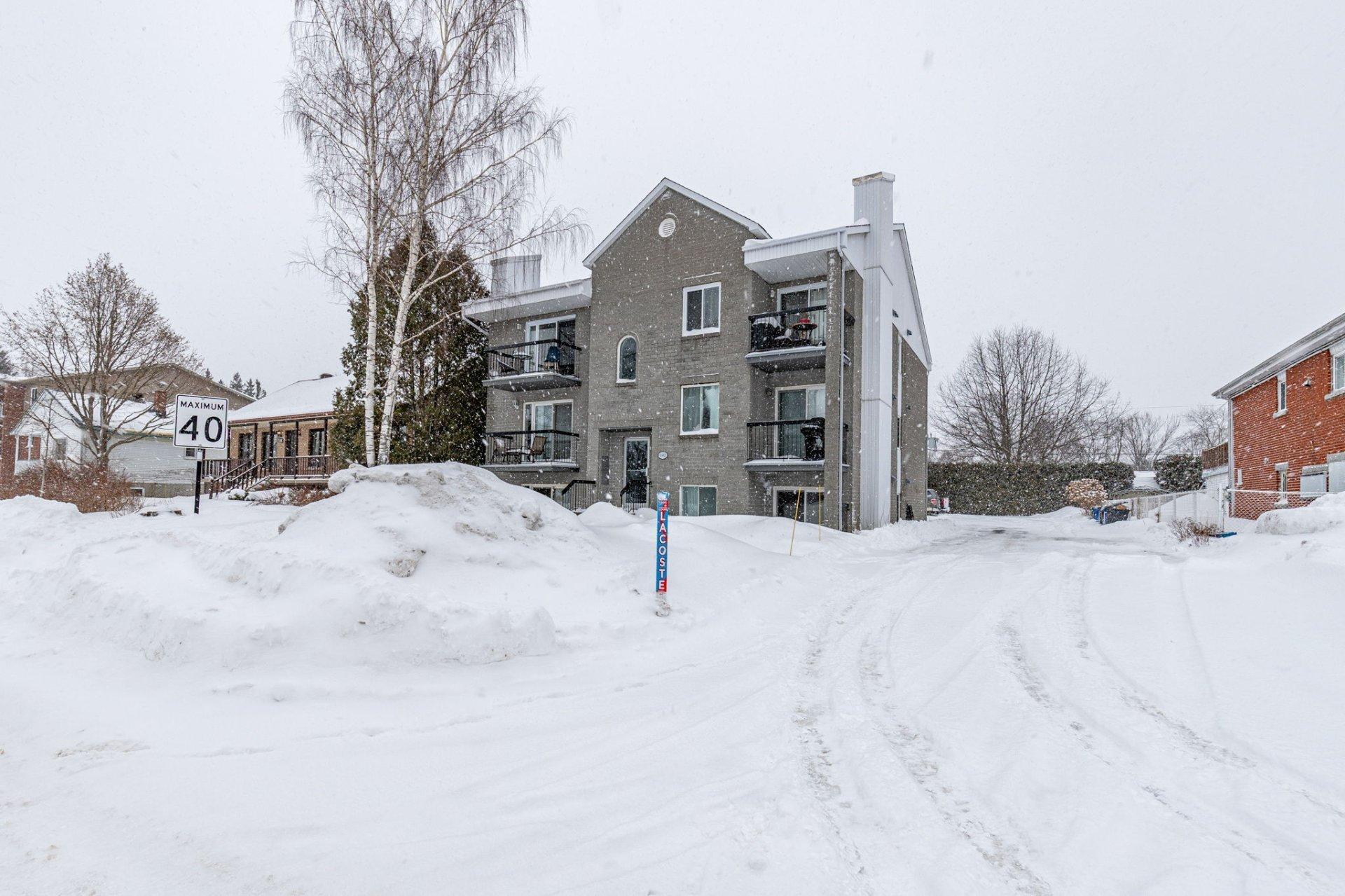 









142


Rue Lafrance O.

, 202,
Saint-Basile-le-Grand,




QC
J6N1P8

