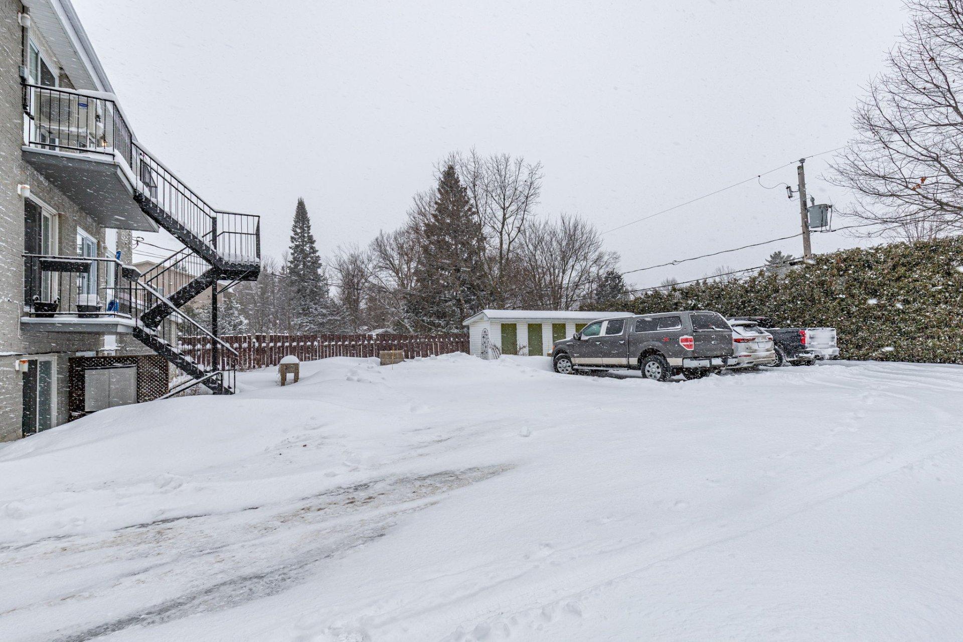 









142


Rue Lafrance O.

, 202,
Saint-Basile-le-Grand,




QC
J6N1P8

