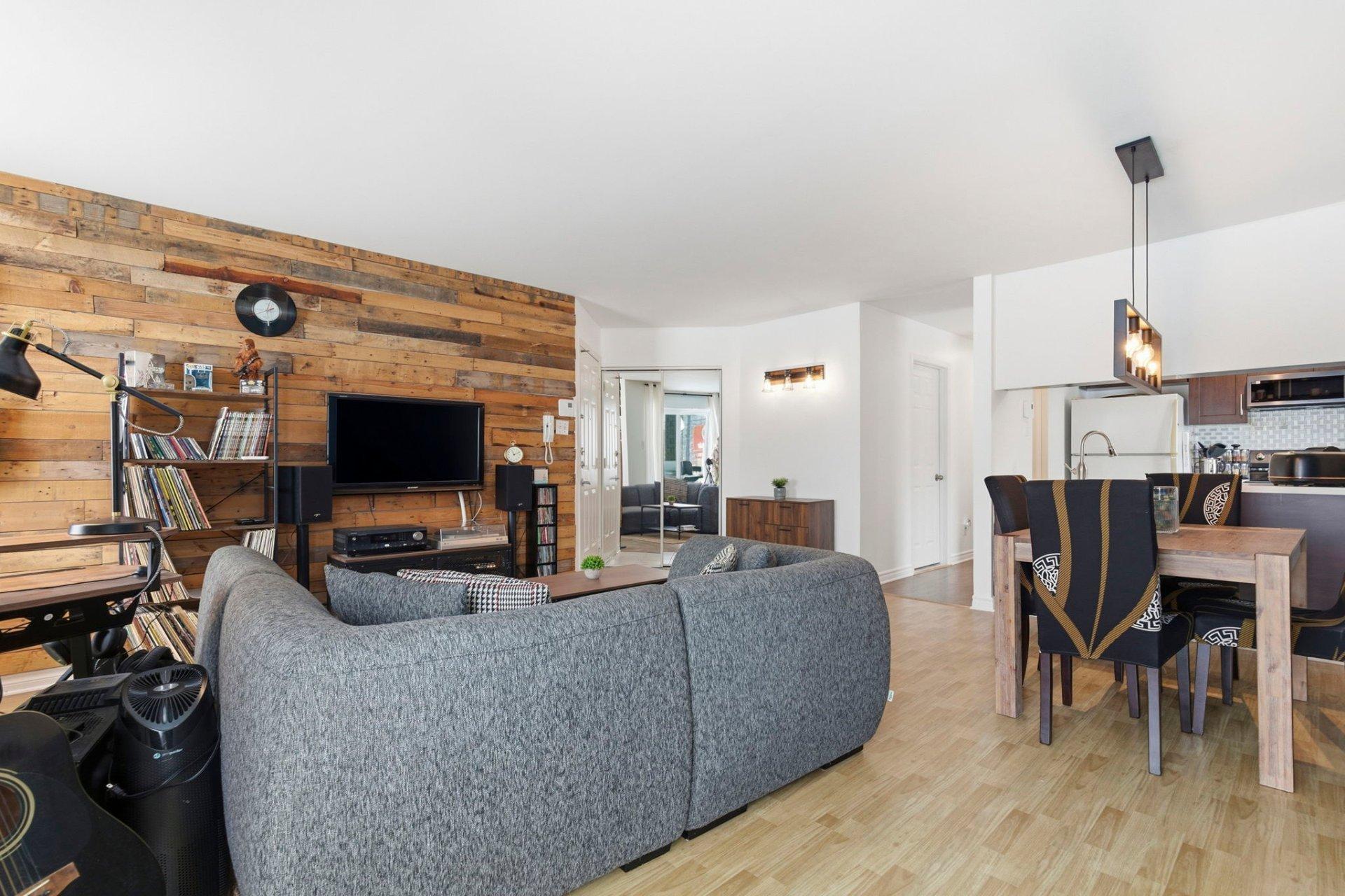 









142


Rue Lafrance O.

, 202,
Saint-Basile-le-Grand,




QC
J6N1P8

