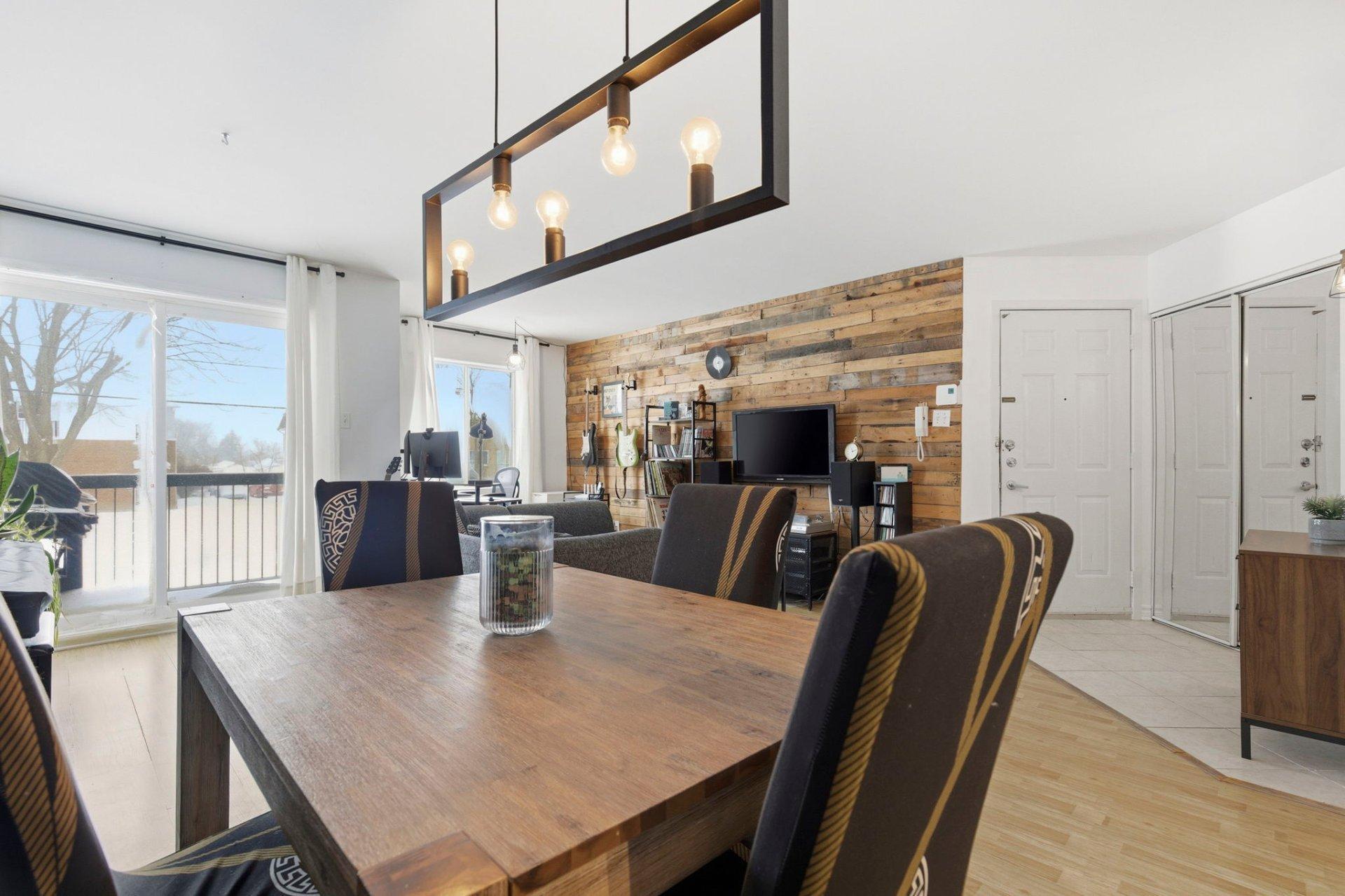 









142


Rue Lafrance O.

, 202,
Saint-Basile-le-Grand,




QC
J6N1P8

