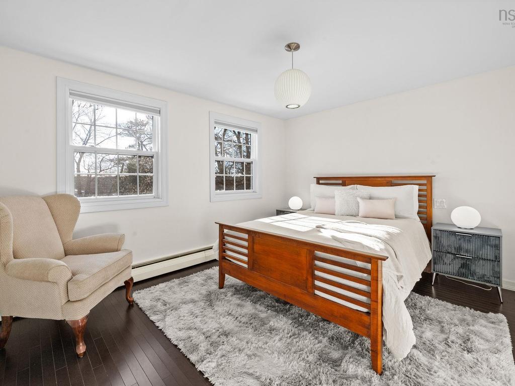 












523 Francklyn Street

,
Halifax,




NS
B3H 3B2

